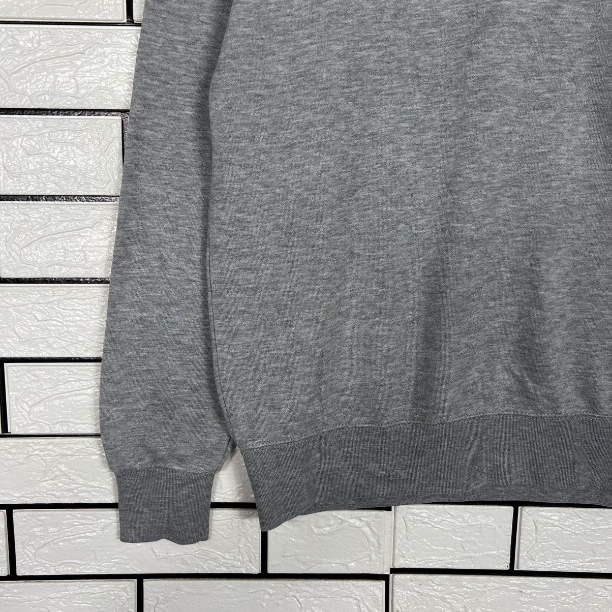 Nissan Vintage NISSAN Small Logo Crewneck Sweatshirt #4068-C185 Size US M / EU 48-50 / 2 - 6 Thumbnail