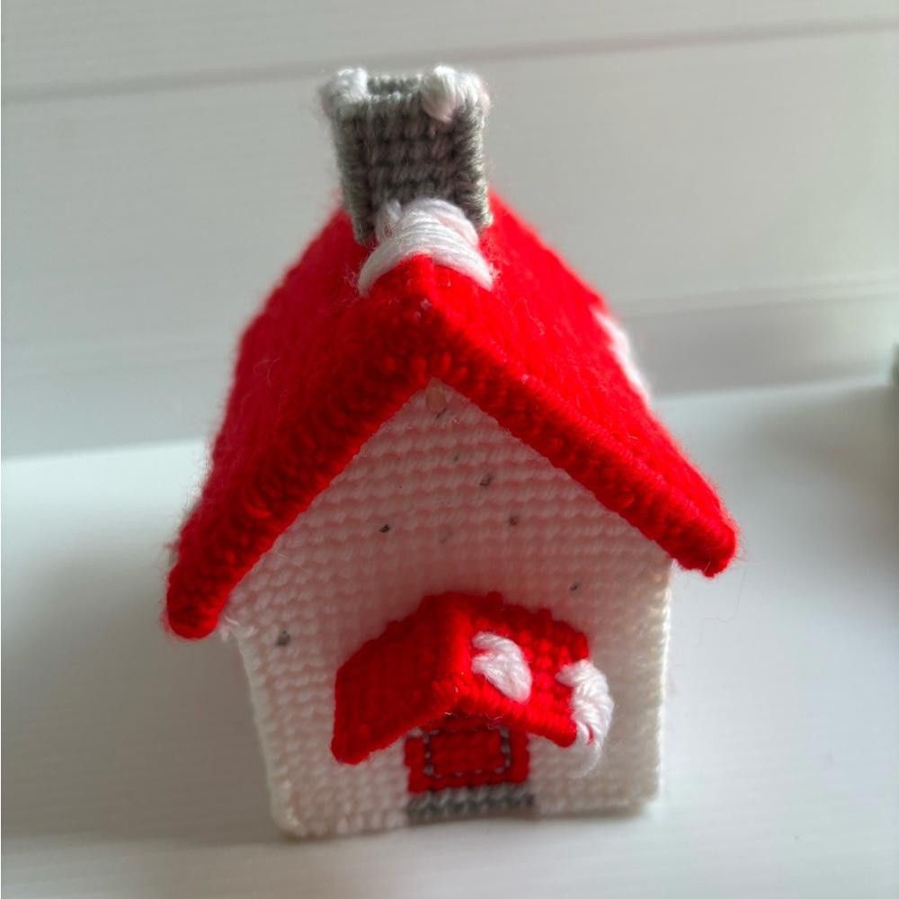 Vintage Plastic Canvas Needlepoint 2 Trains and 4 Houses