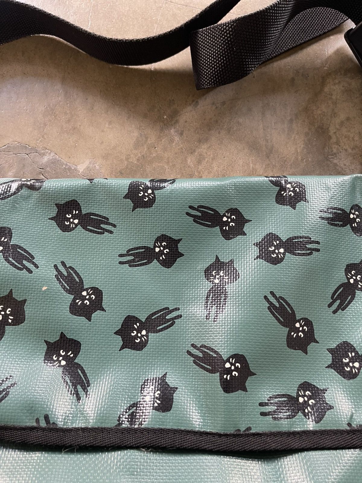Japanese Brand × Ne-Net Ne Net Nya Cat Sling Bag Size ONE SIZE - 2 Thumbnail