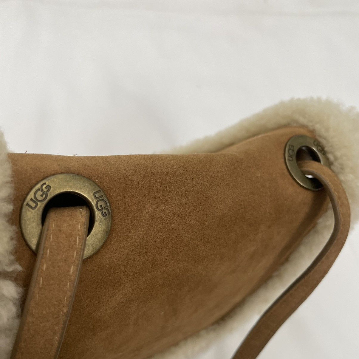 Telfar × Ugg × Vintage Brown vintage Ugg crossbody bag Size ONE SIZE - 3 Thumbnail
