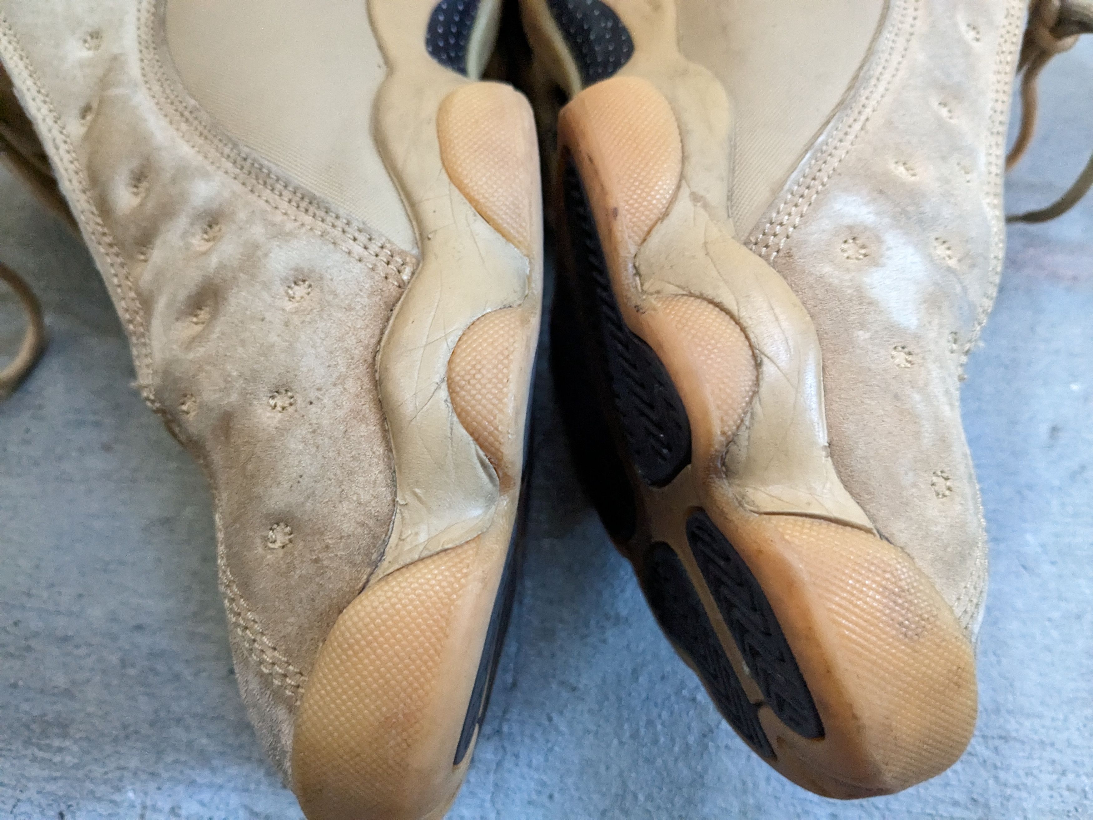 Jordan Brand × Nike Nike Air Jordan 13 Retro Wheat Size 11 2017 414571-705 Size US 11 / EU 44 - 13 Thumbnail