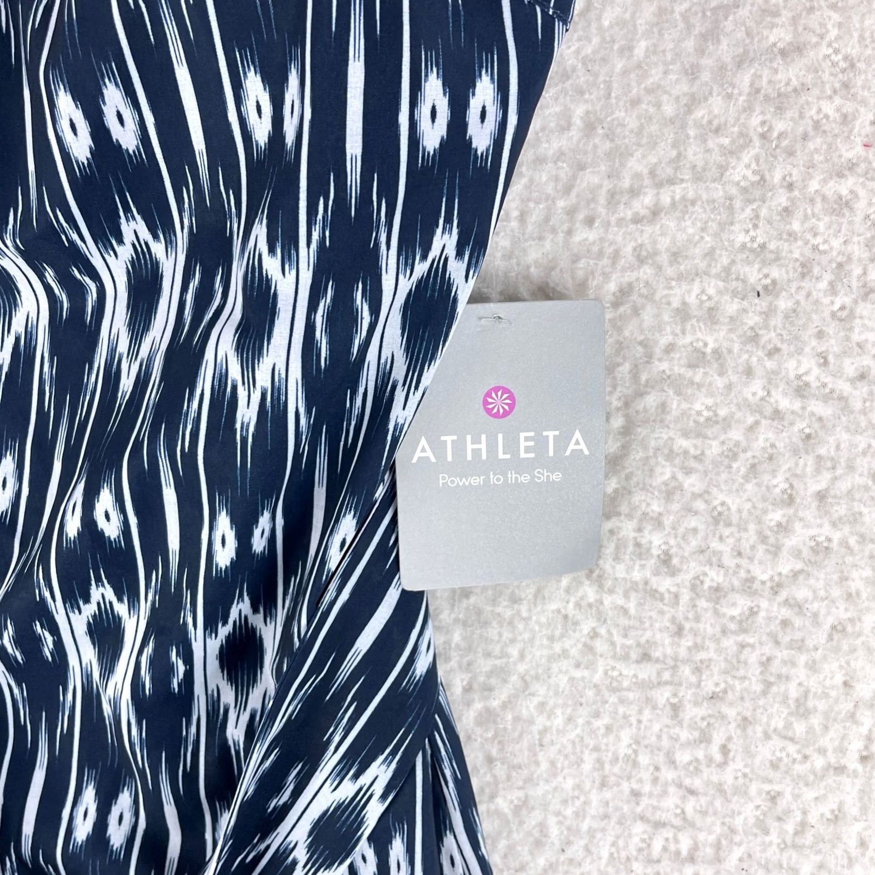 Athleta Athleta Blue Ikat Strapless Anywhere Dress Womens Size 6 Pullover Stretch Short Sundress Belted Machine Washable Size M / US 6-8 / IT 42-44 - 7 Thumbnail