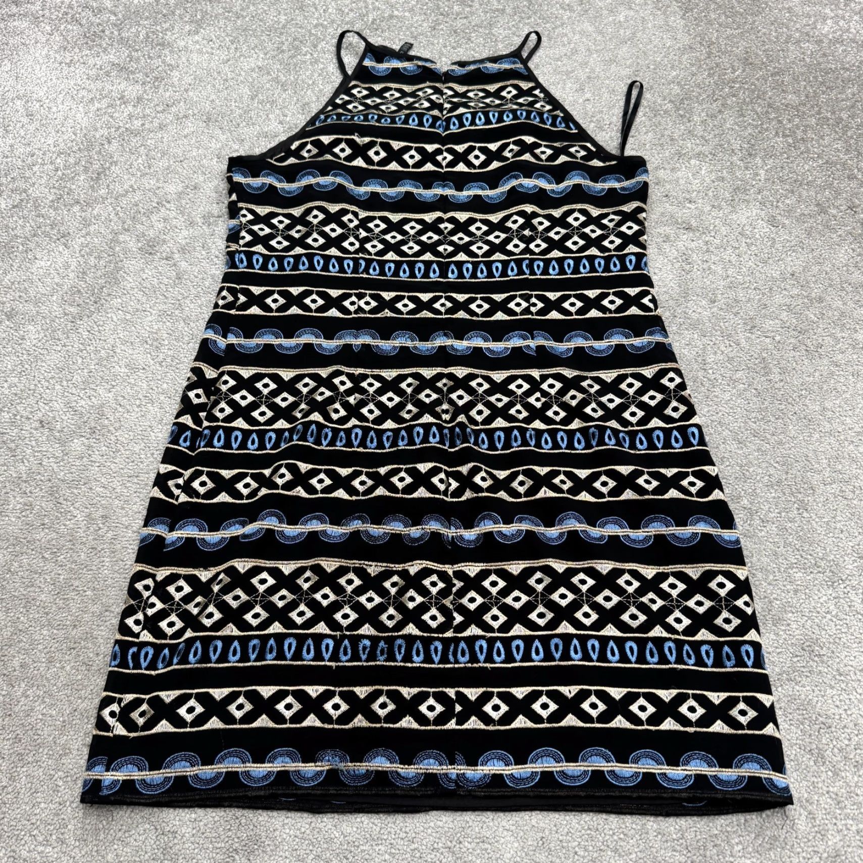 White House Black Market White House Black Market Embroidered Halter Mini Dress 12 Black Blue Geometric Womens Size XL / US 12-14 / IT 48-50 - 2 Thumbnail