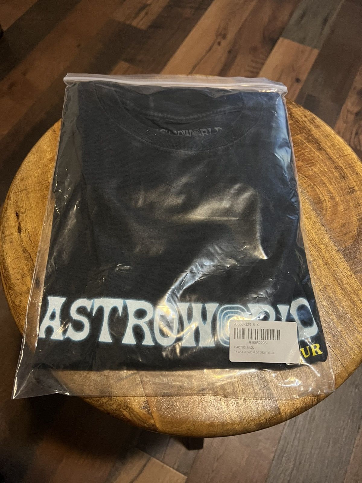 Travis Scott Travis Scott Astroworld Tour tee Size US XL / EU 56 / 4 - 3 Thumbnail