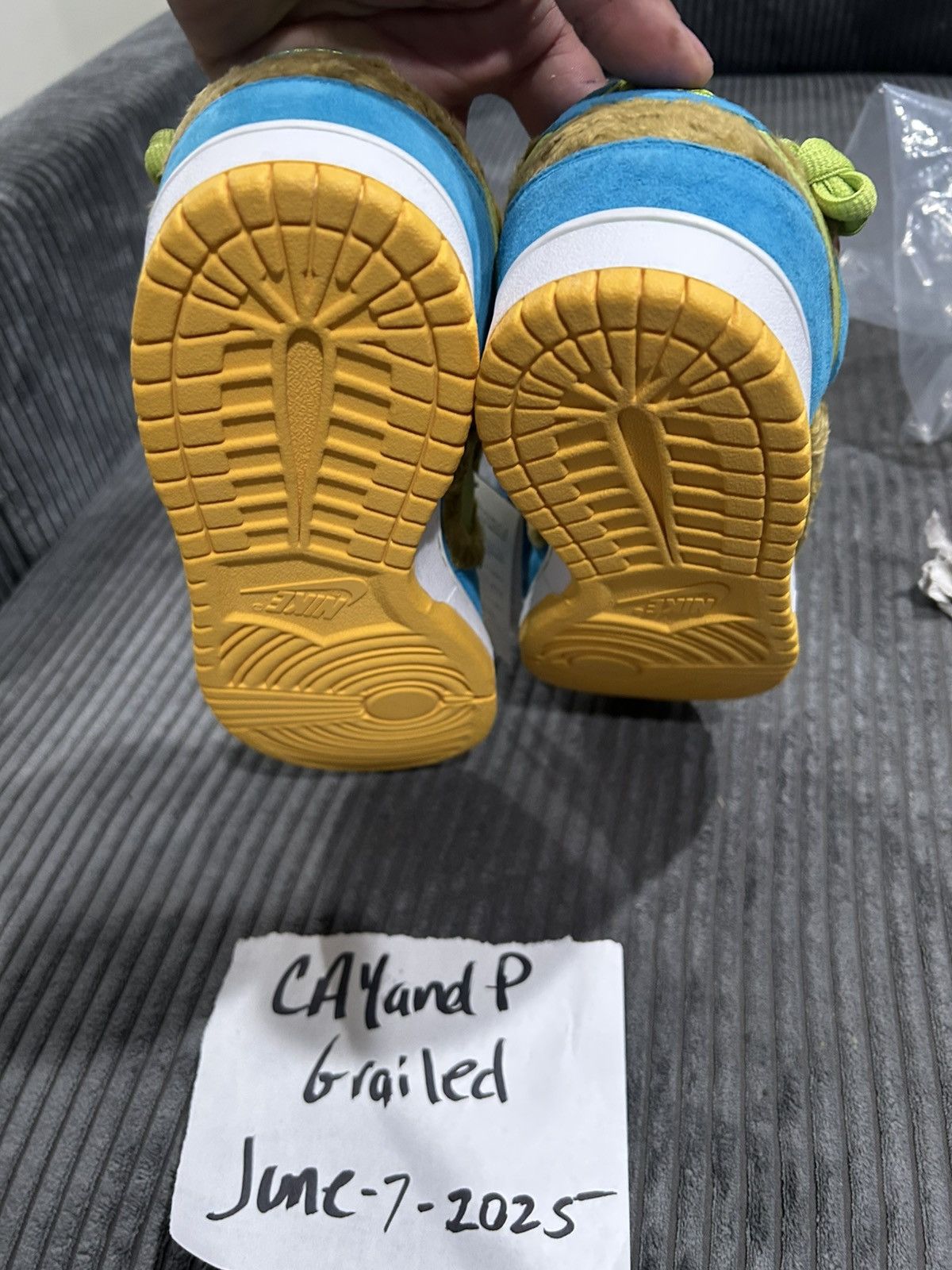 Vintage NIKE SB BABY BEAR Size US 11 / EU 44 - 12 Thumbnail