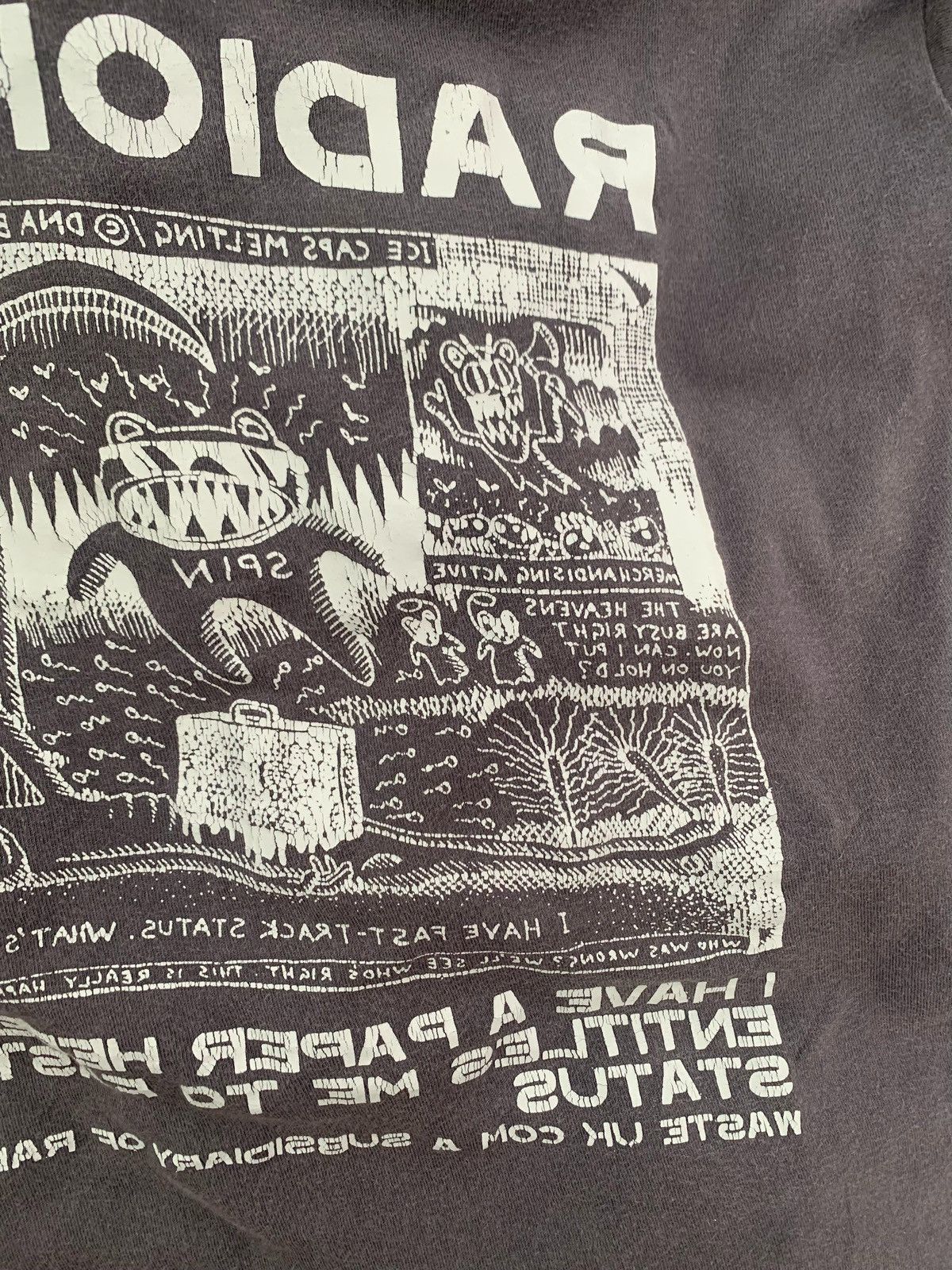 Band Tees Vintage Radiohead “Fast Track Status” T-Shirt – Rare Print Size US L / EU 52-54 / 3 - 3 Thumbnail