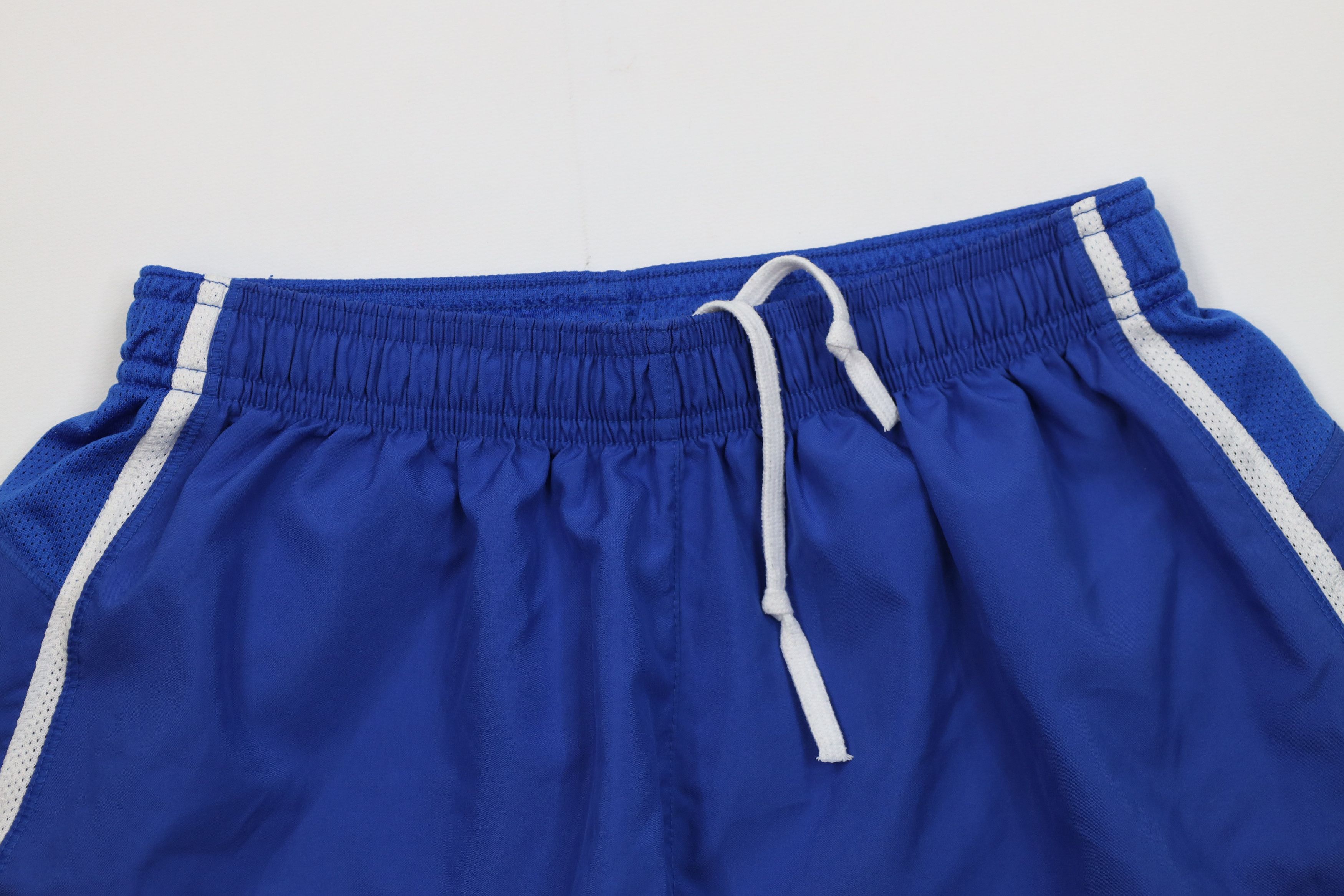 Nike Vintage Y2K Nike Mini Swoosh Running Jogging Soccer Shorts Size US 30 / EU 46 - 2 Thumbnail