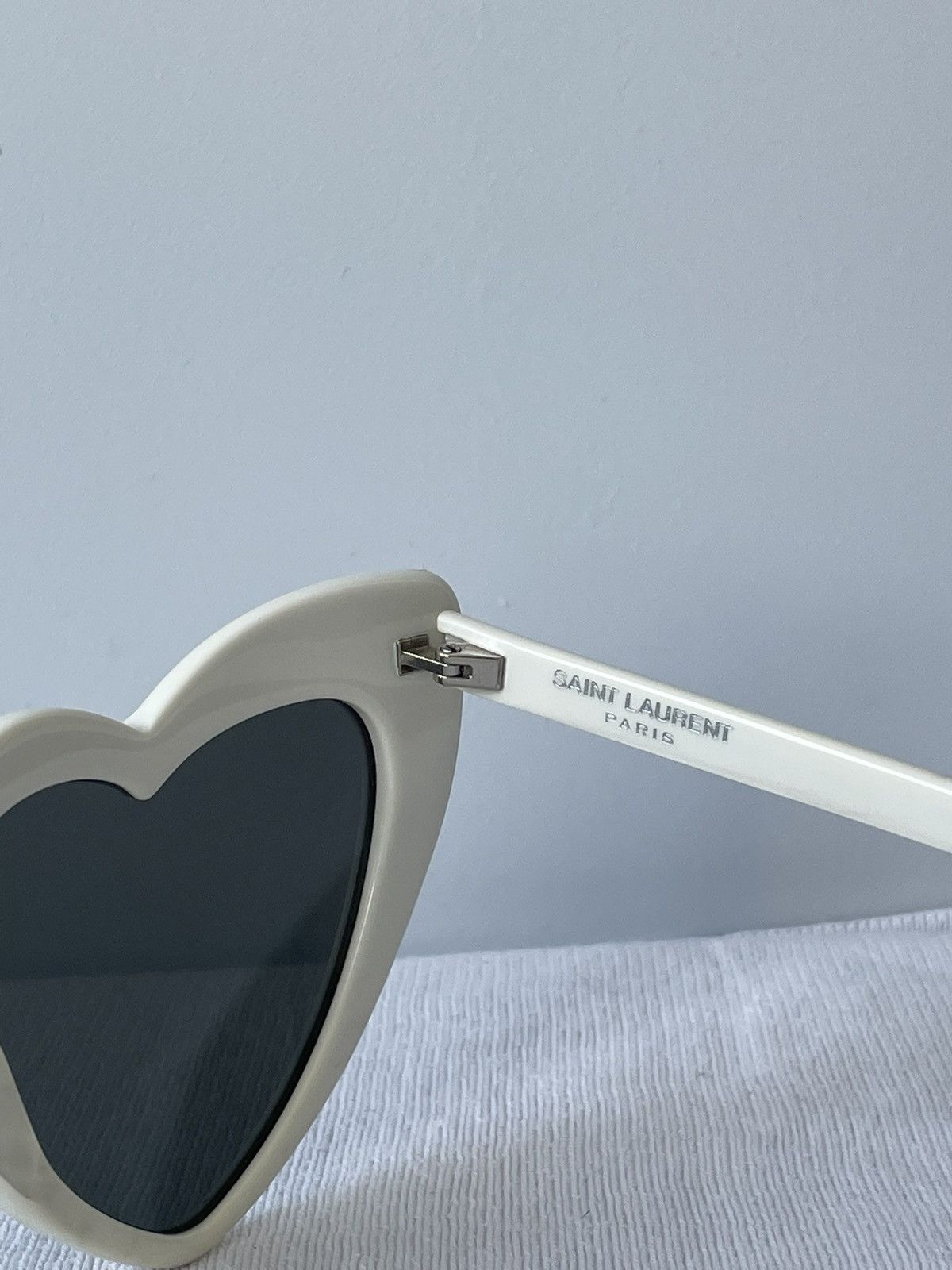 Designer × Saint Laurent Paris × Yves Saint Laurent Saint Laurent SLP White Heart Sunglasses Designer Old Money Size ONE SIZE - 6 Thumbnail