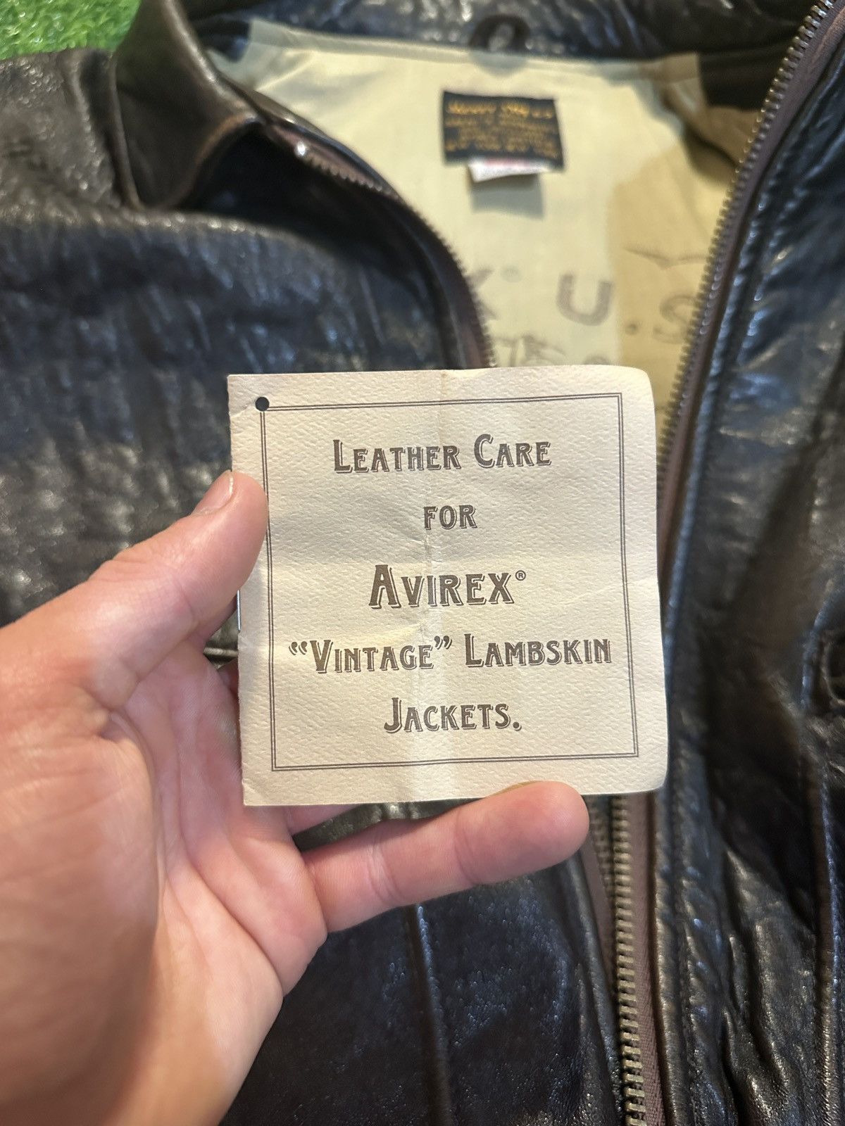 Avirex Vintage avirex leather lambskin jacket size L Size US L / EU 52-54 / 3 - 7 Thumbnail