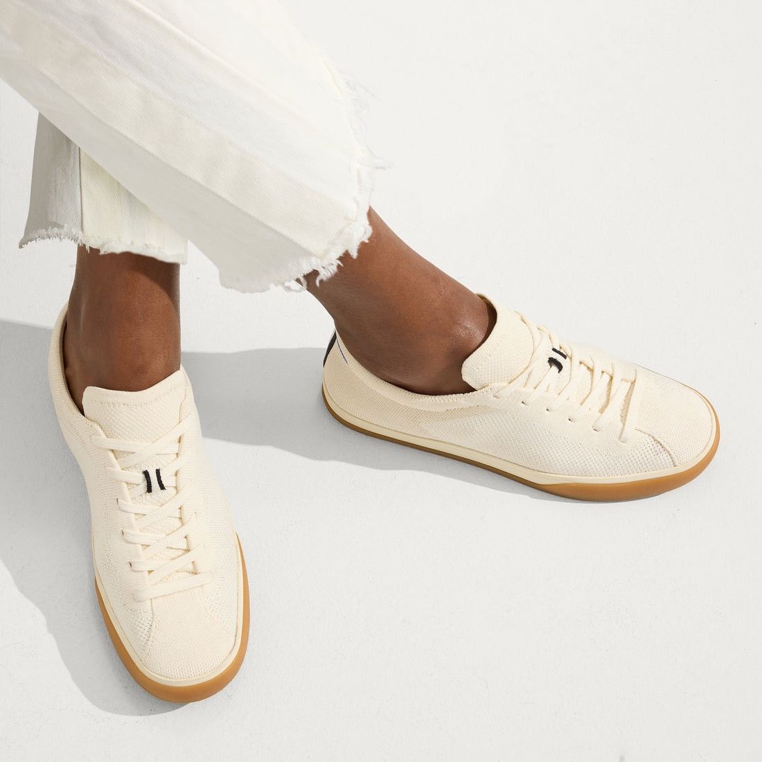 Rothy's Rothy's The Lace Up Sneakers Women's 9 US Blond Knit 9 US Size US 9 / IT 39 - 6 Thumbnail