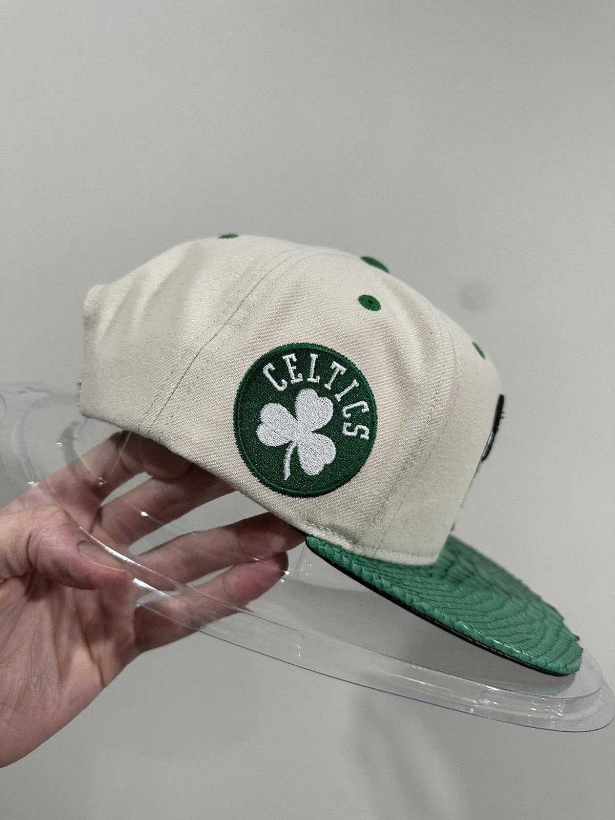 Just Don Just Don x Mitchell & Ness NBA Boston Celtics Snakeskin Hat Size ONE SIZE - 11 Thumbnail