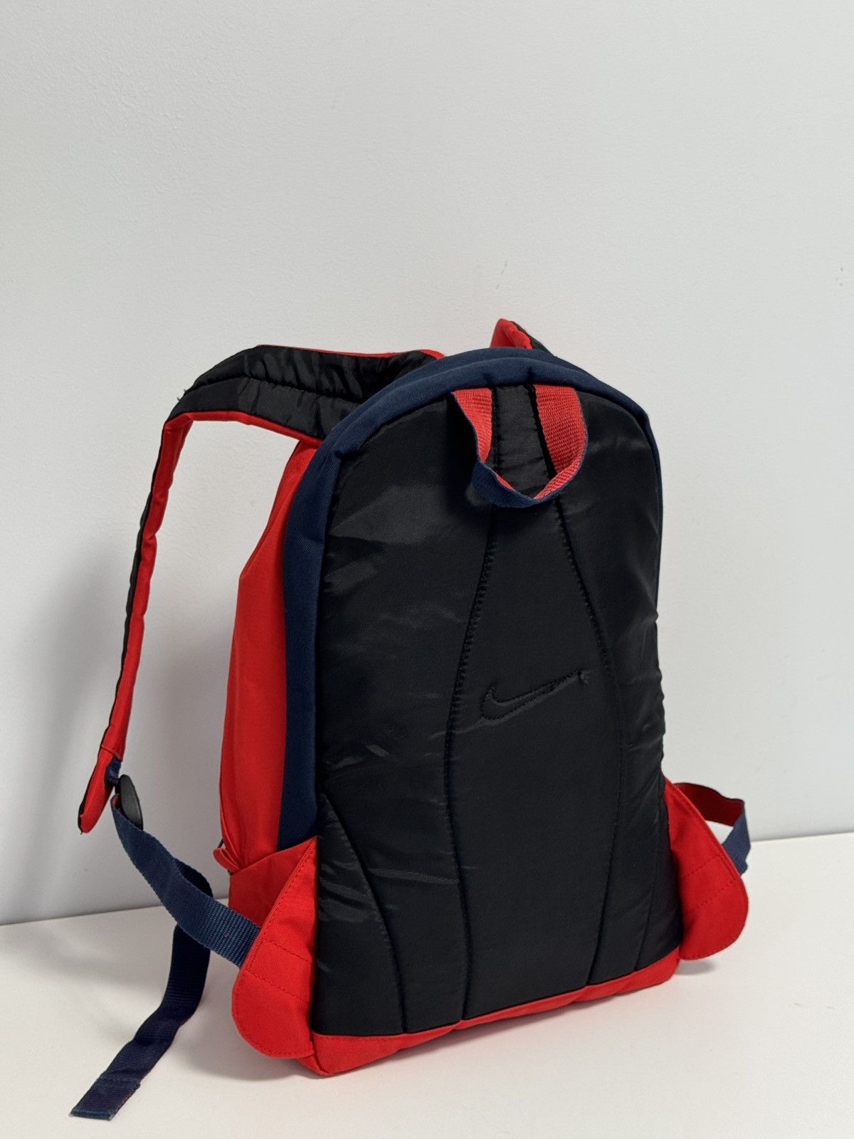 Nike Nike Vintage Bag Y2K style Hype 90’s backpack Size ONE SIZE - 6 Thumbnail