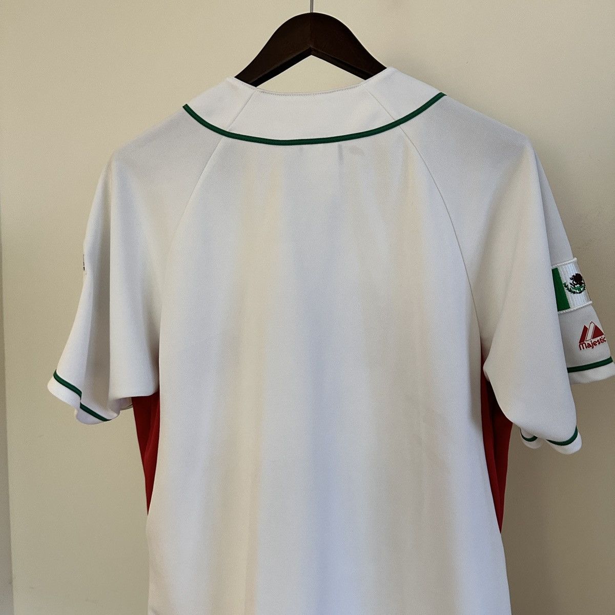 MLB × Vintage 2009 World Baseball Classic Mexico Jersey Size M Majestic Size US M / EU 48-50 / 2 - 5 Thumbnail