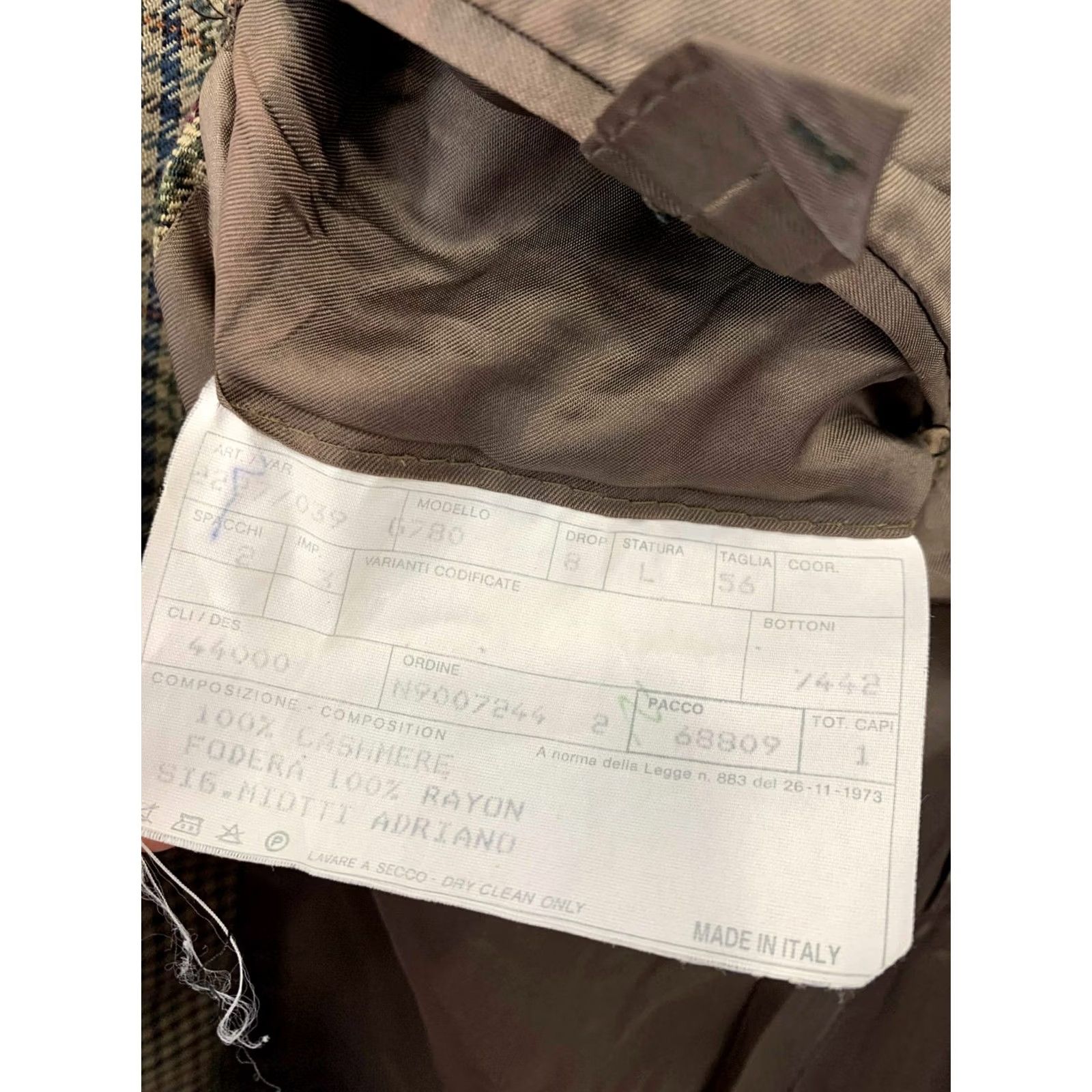 Vintage Belvest Blazer Men’s 46 US Brown Check 100% Cashmere Tailoring Style 2 Piece Mature Long Navy Blazer Mens Size 46R - 5 Thumbnail