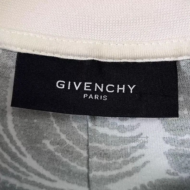 Givenchy Cashew Flower Short Sleeve T-Shirt