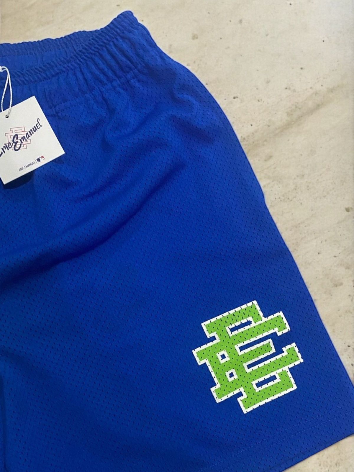 Eric Emanuel Eric Emanuel Atlanta Braves Shorts Size US 32 / EU 48 - 3 Thumbnail