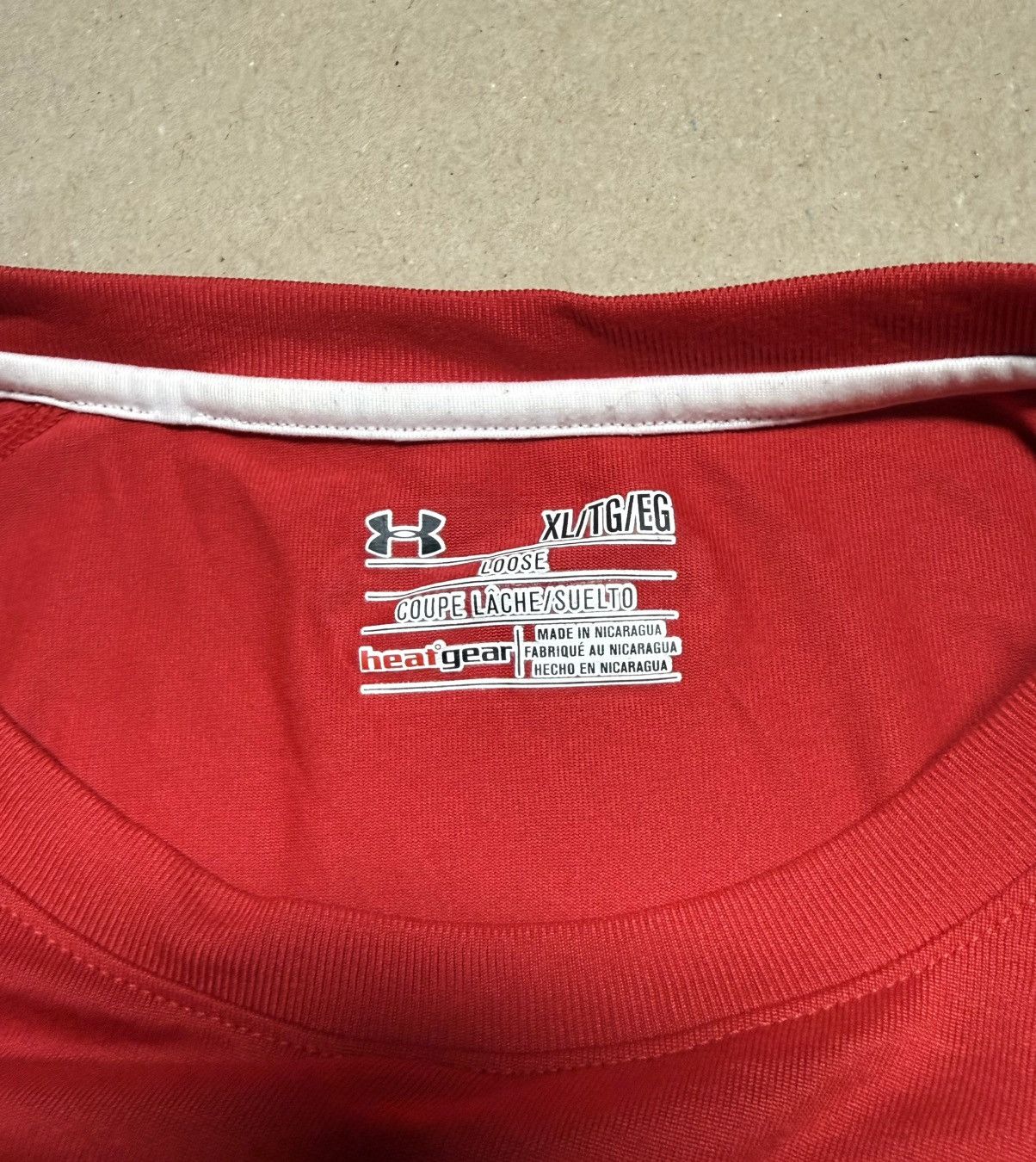 Under Armour Under Armour Heat Gear Loose Shirt Red size XL Rare! Size US XL / EU 56 / 4 - 3 Thumbnail