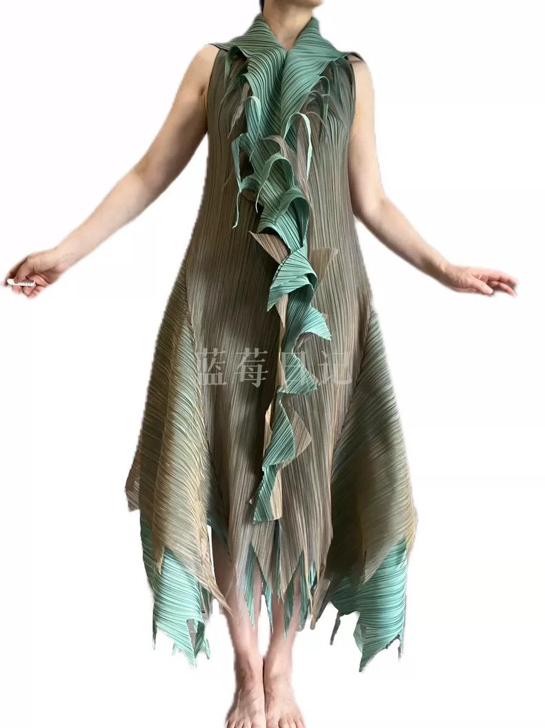 Issey Miyake Issey Miyake size:3 Light green luxury heavy industry dres Size XS / US 0-2 / IT 36-38 - 4 Thumbnail