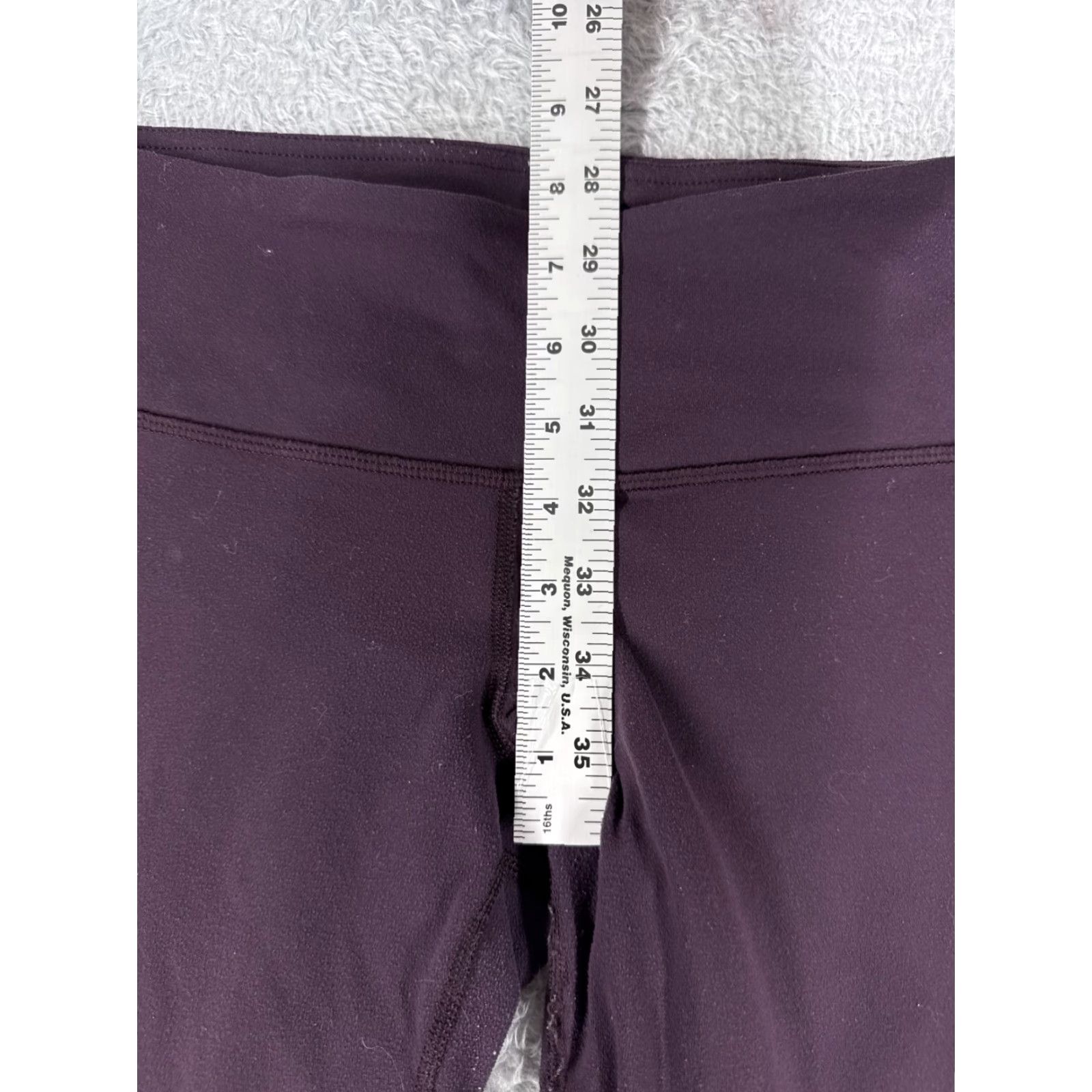 Lululemon VINTAGE? Wait; it's not vintage. The item is Lululemon Wunder Under Crop Purple 6 Pants Women 21" Inseam Yoga High Rise Cropped Stretch Athletic Size 28" / US 6 / IT 42 - 7 Thumbnail