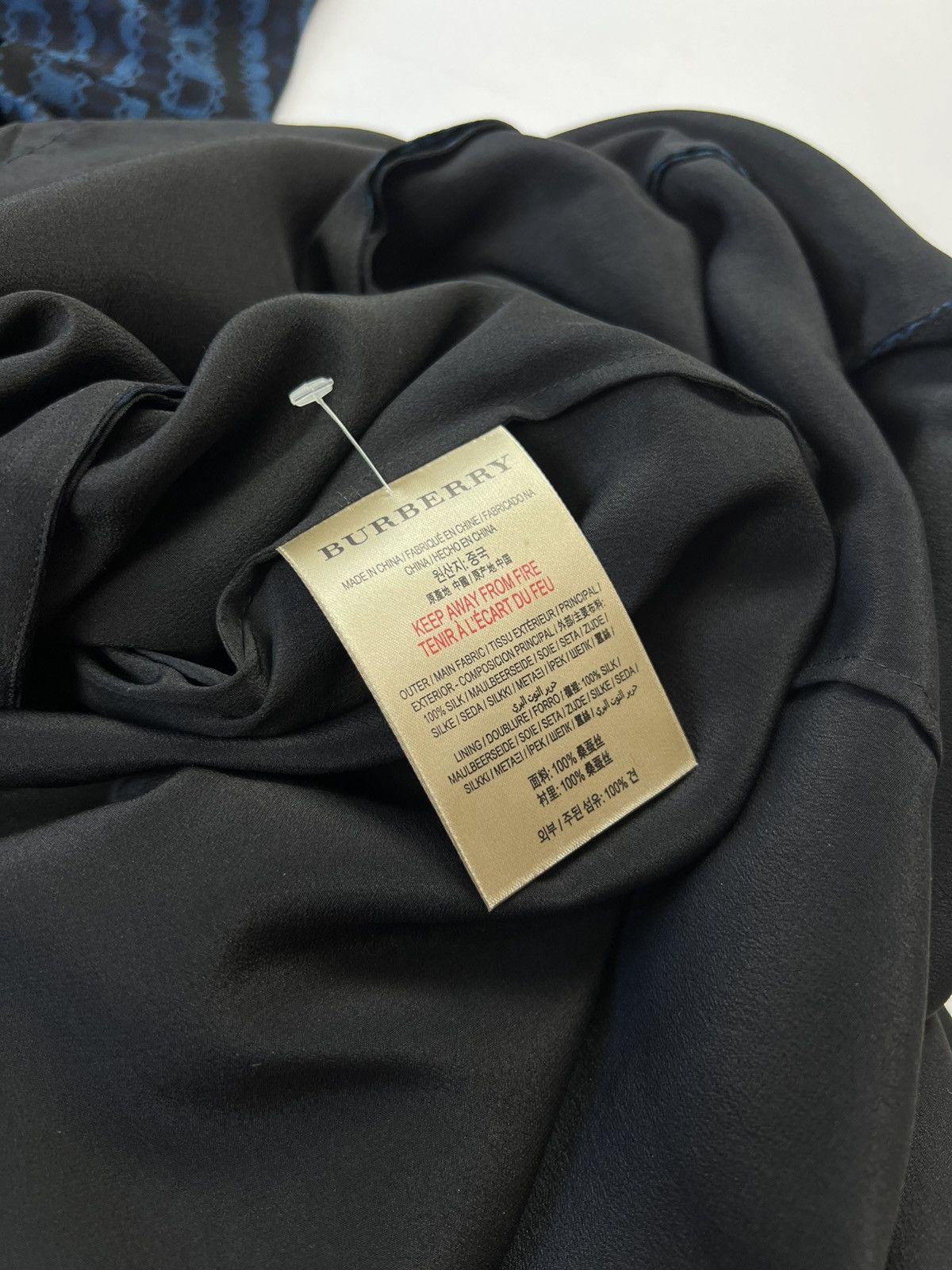 Burberry Burberry London silk maxi dress Size M / US 6-8 / IT 42-44 - 10 Thumbnail