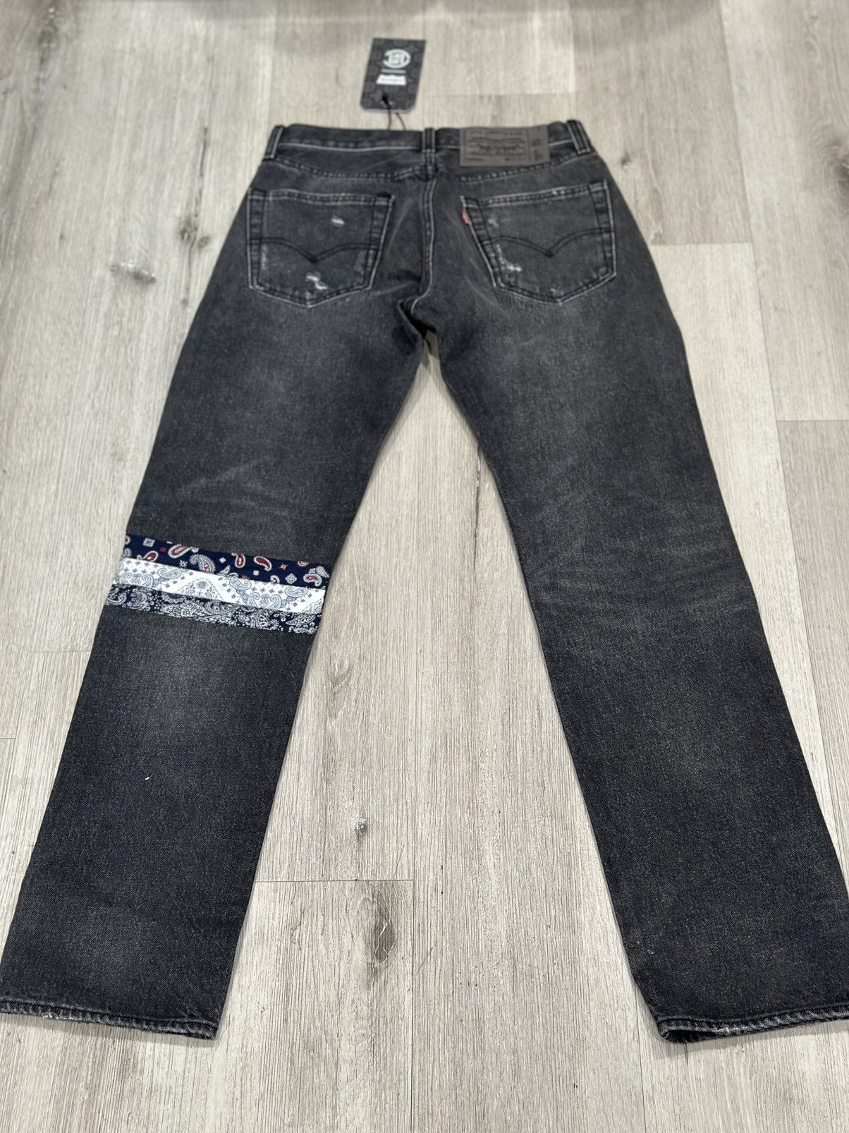 CLOT × Levi's CLOT X Levi’s 501 UNIONRAIL BLACK DENIM SIZE 28 Size US 28 / EU 44 - 4 Thumbnail