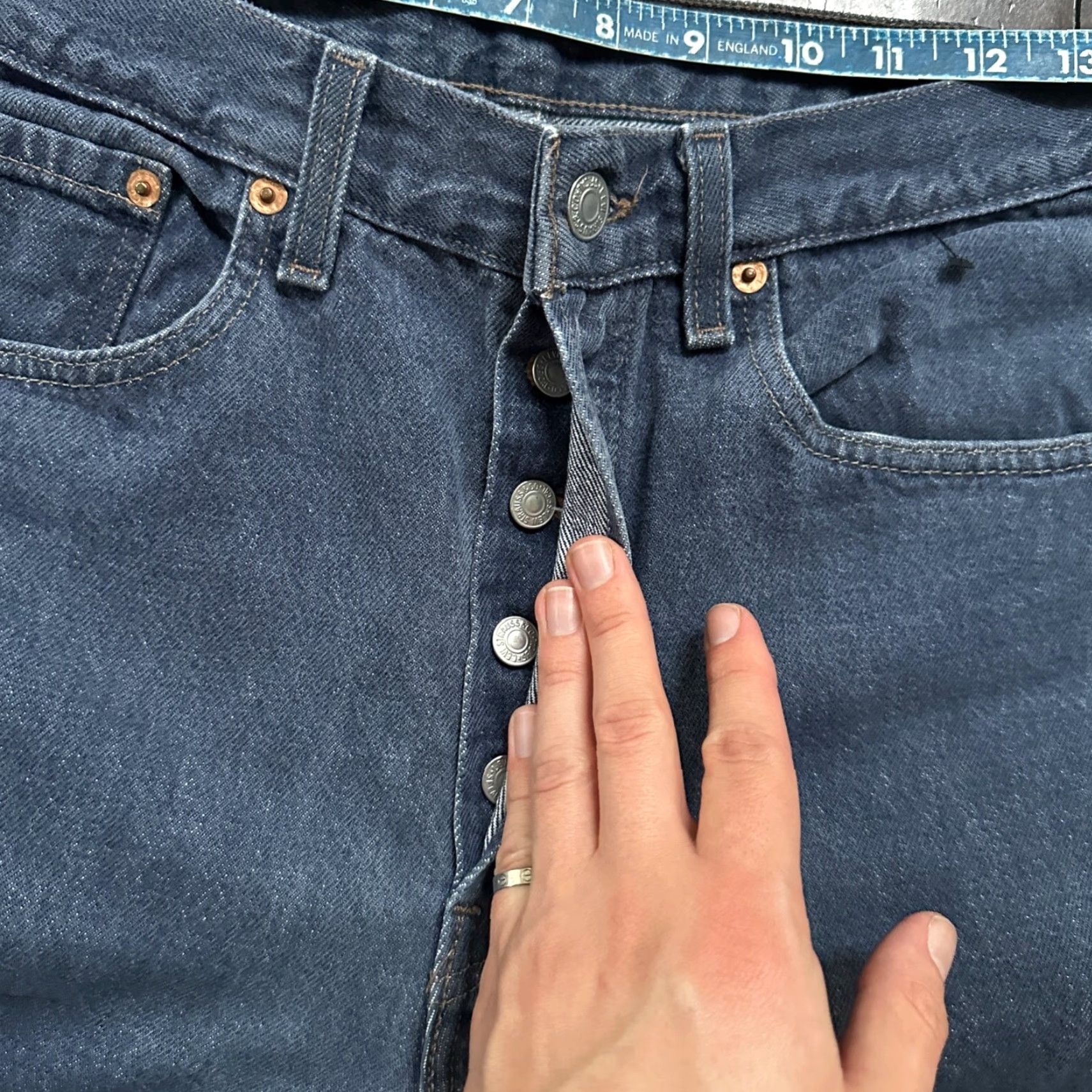 Levi's VINTAGE Levi's Jeans 501 90s Button Fly Straight Wash Blue 31x32 Mens Clothing 501 Series Size US 31 - 6 Thumbnail