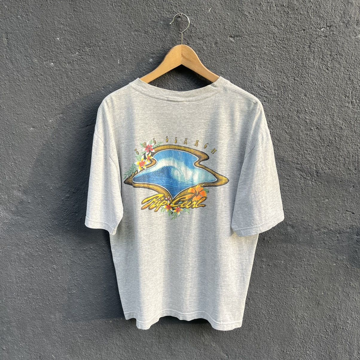 Rip Curl Thrashed Vintage 90s Rip Curl Surfing Brand Tee Size US XL / EU 56 / 4 - 1 Thumbnail