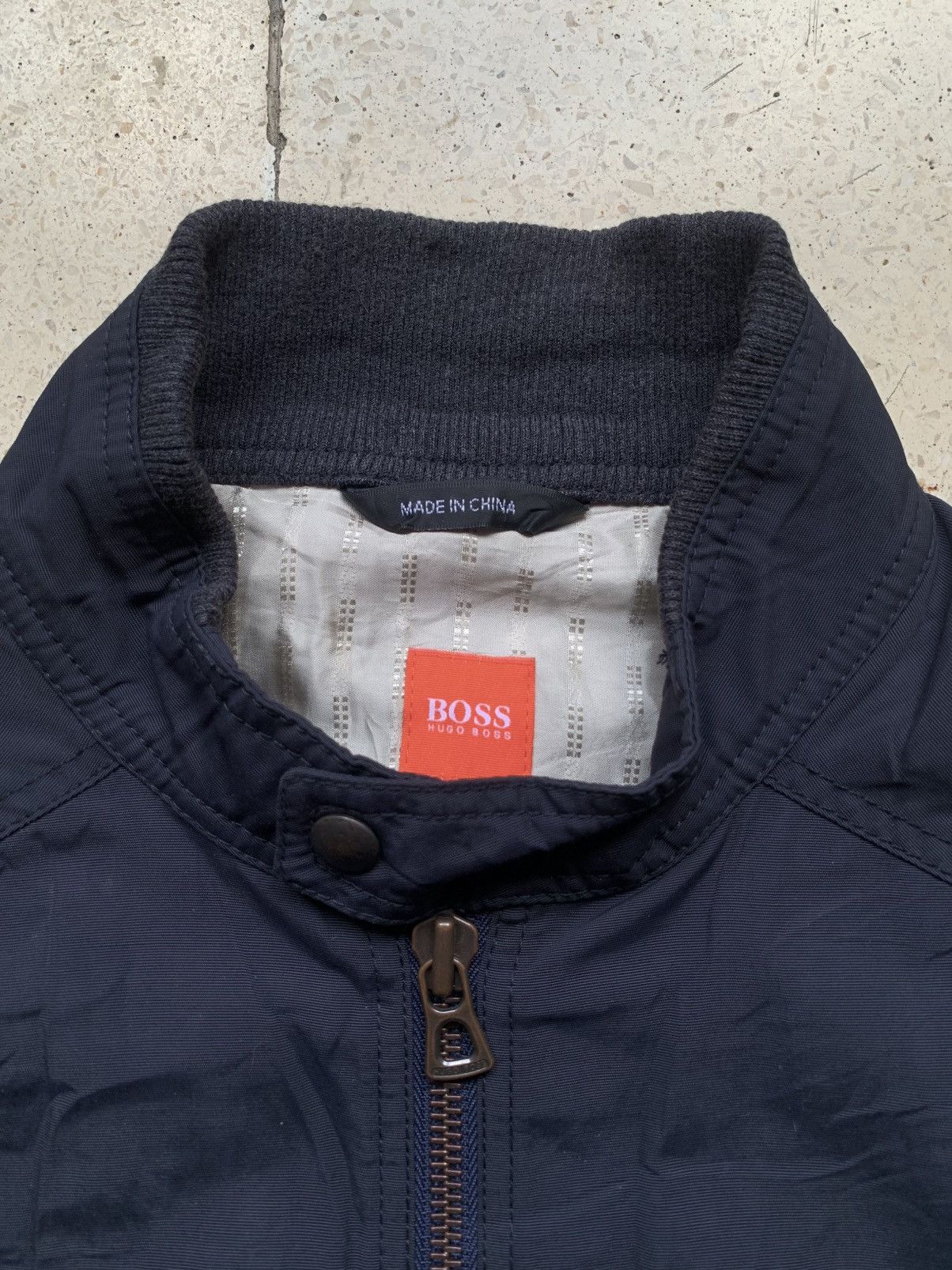 Hugo Boss Hugo boss neck strap jacket Size US L / EU 52-54 / 3 - 10 Thumbnail