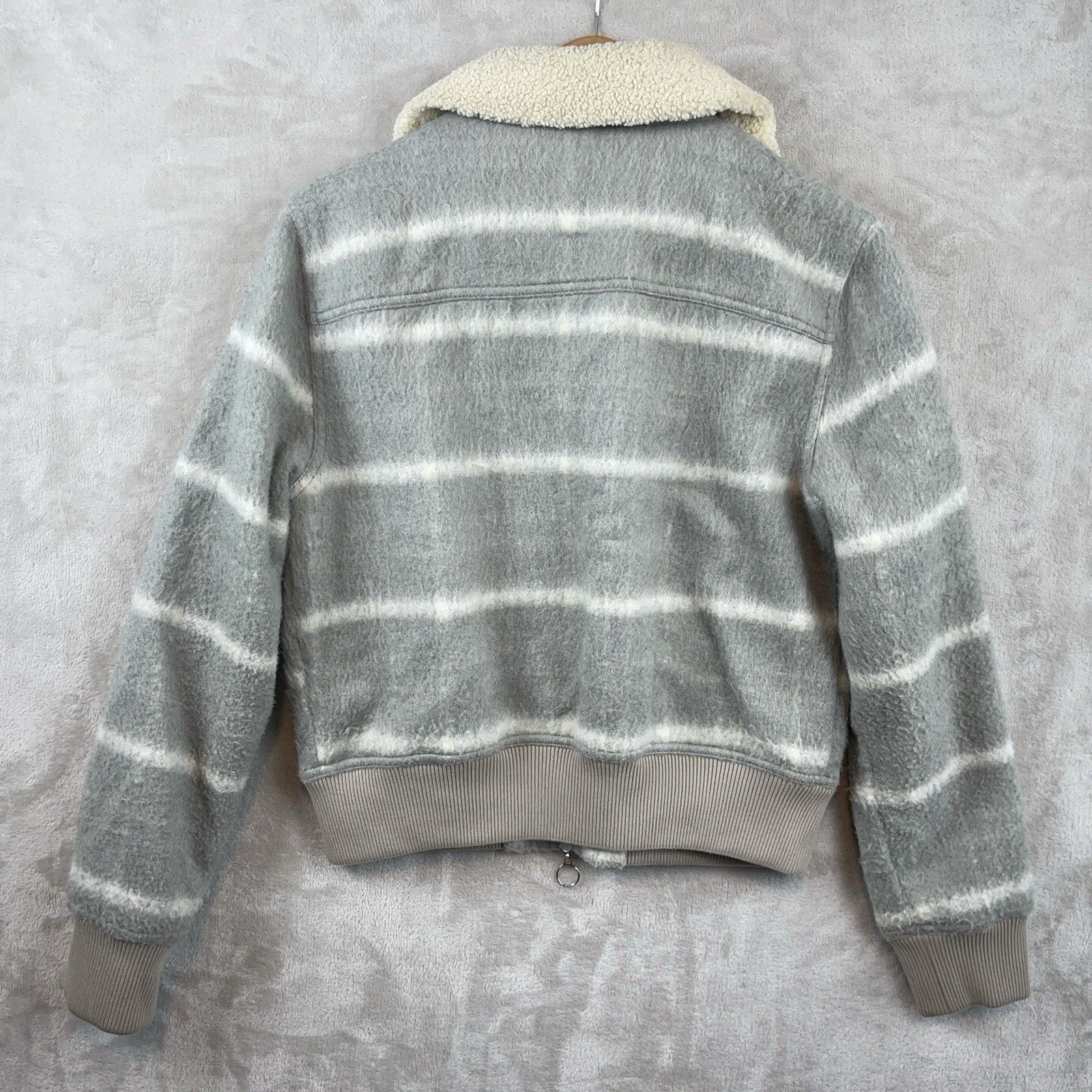 Jonathan Simkhai Jonathan Simkhai Standard Carlyle Brushed Wool Bomber Medium Size M / US 6-8 / IT 42-44 - 2 Thumbnail