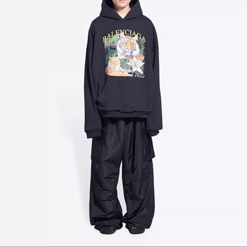 Balenciaga Balenciaga Double-Sided Hoodie with Tiger Print-2506 Size US M / EU 48-50 / 2 - 8 Thumbnail