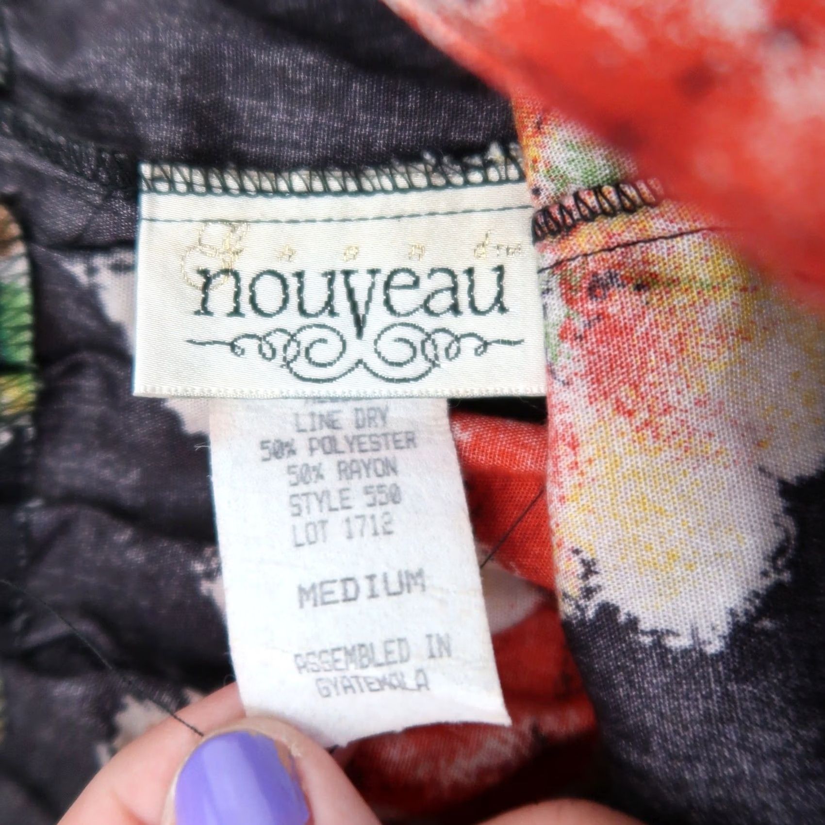 Vintage VINTAGE Nouveau black and red floral high rise Bermuda shorts M Womens Non-Specific? Size 32" / US 10 / IT 46 - 5 Thumbnail