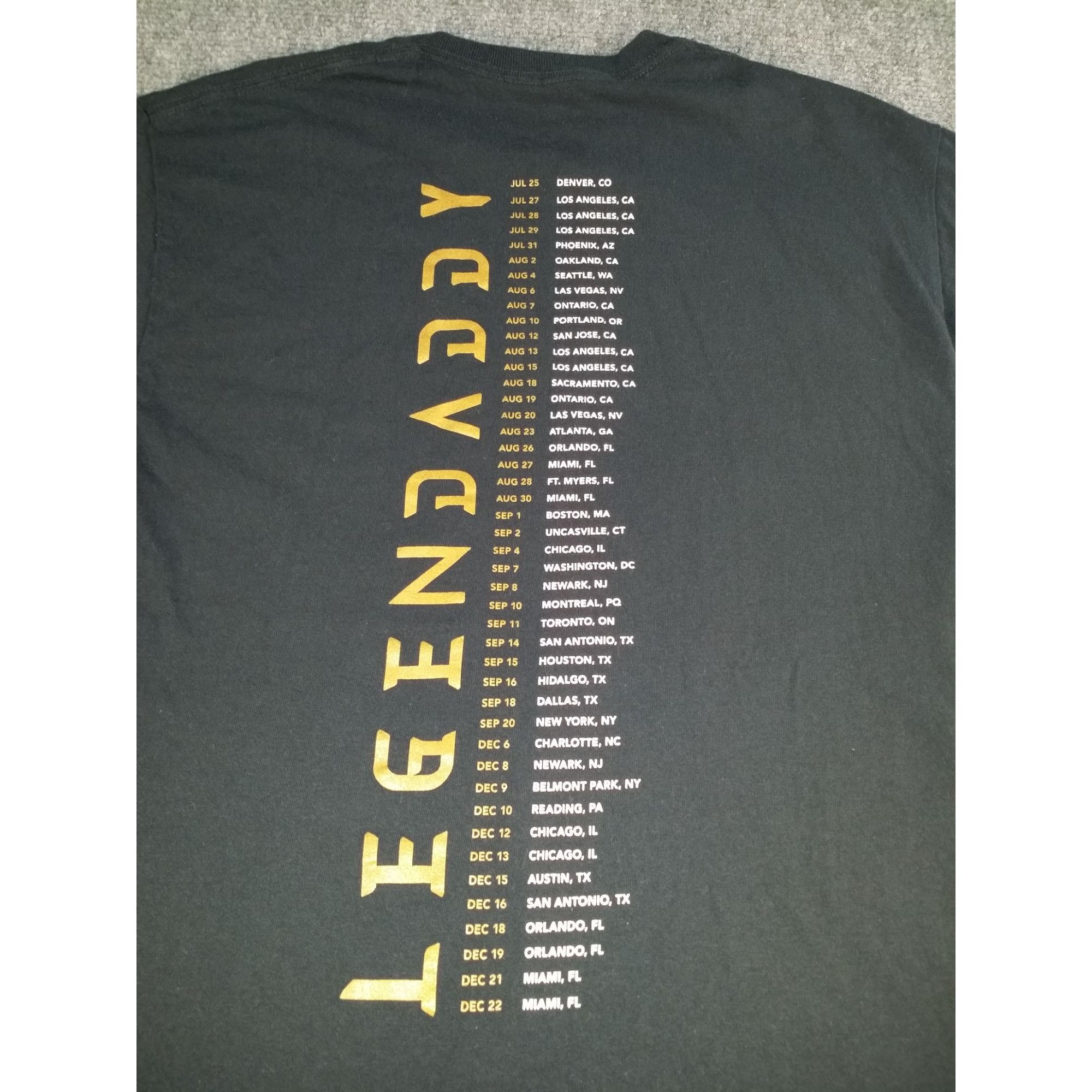 Band Tees Daddy Yankee Tshirt Men Sz M Legendary Concert Tour 2023 Gra Size US M / EU 48-50 / 2 - 9 Thumbnail
