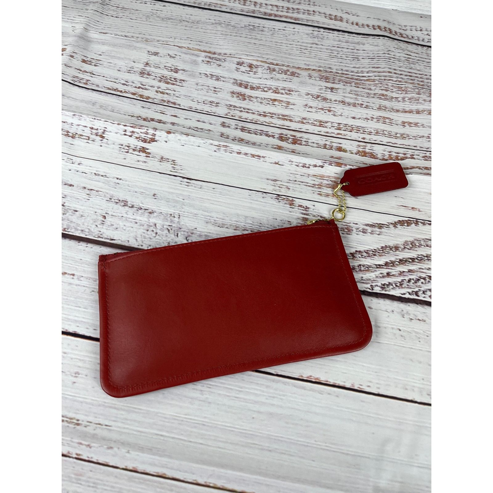 Coach COACH Vintage Leather Red Skinny Case No 7170 New with Box Size ONE SIZE - 3 Thumbnail