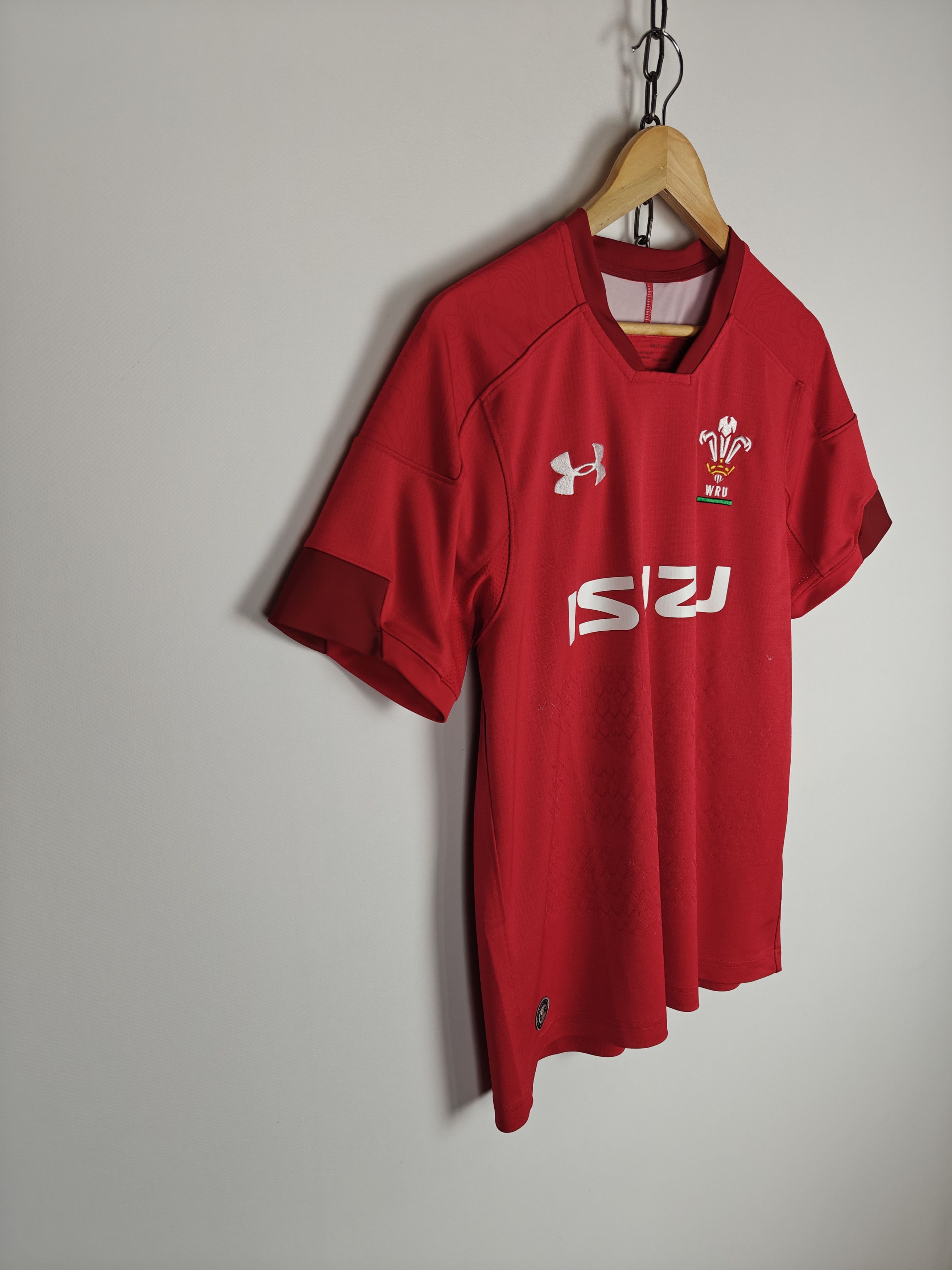 Under Armour Under Armour Wales Rugby Union WRU Home Jersey Isuzu S Size US S / EU 44-46 / 1 - 5 Thumbnail