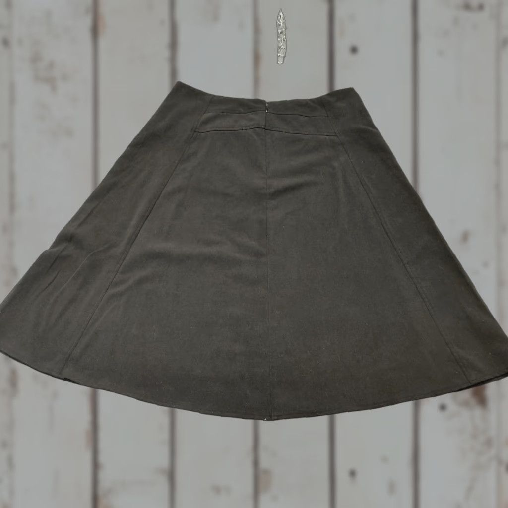 Vintage REQ Skirt Women Size 8 Black Flare Zipper Waist Knee Length Basic Classic Midi Flare 90s Womens Size 30" / US 8 / IT 44 - 1 Thumbnail