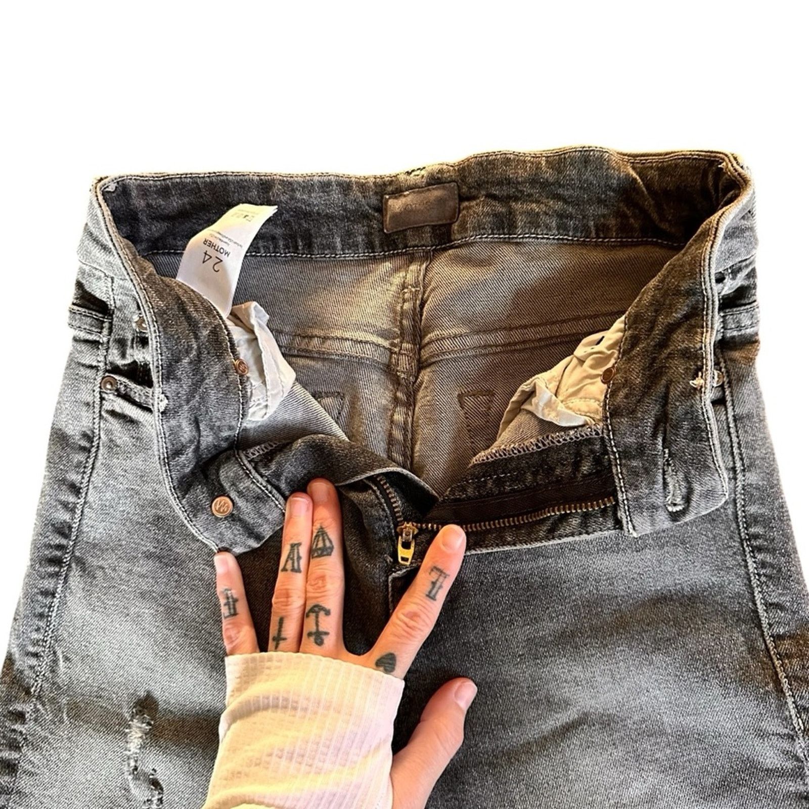 MOTHER MOTHER High Waisted Looker Ankle Chew Jeans - Size 24 Size 24" / US 00 / IT 34 - 8 Thumbnail