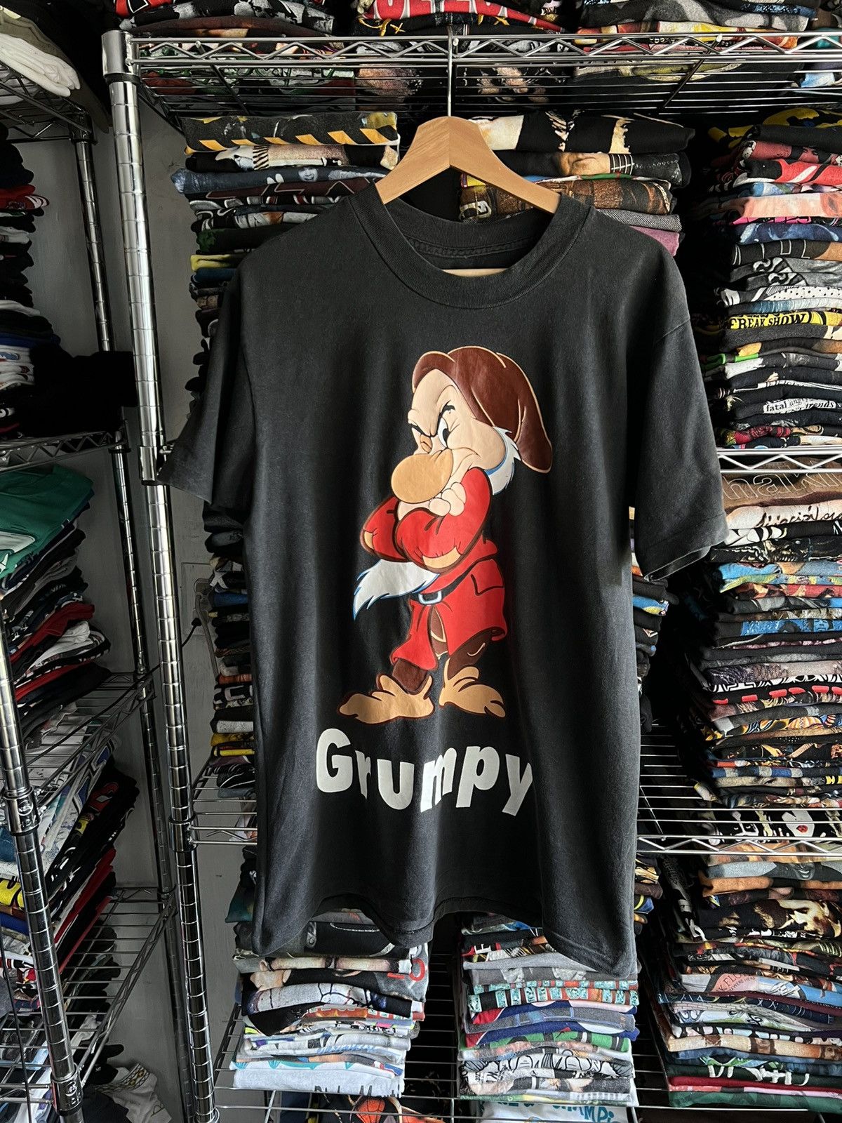 Disney 90s White Snow Grumpy Single Stitch Bootleg Tee Size US L / EU 52-54 / 3 - 1 Preview