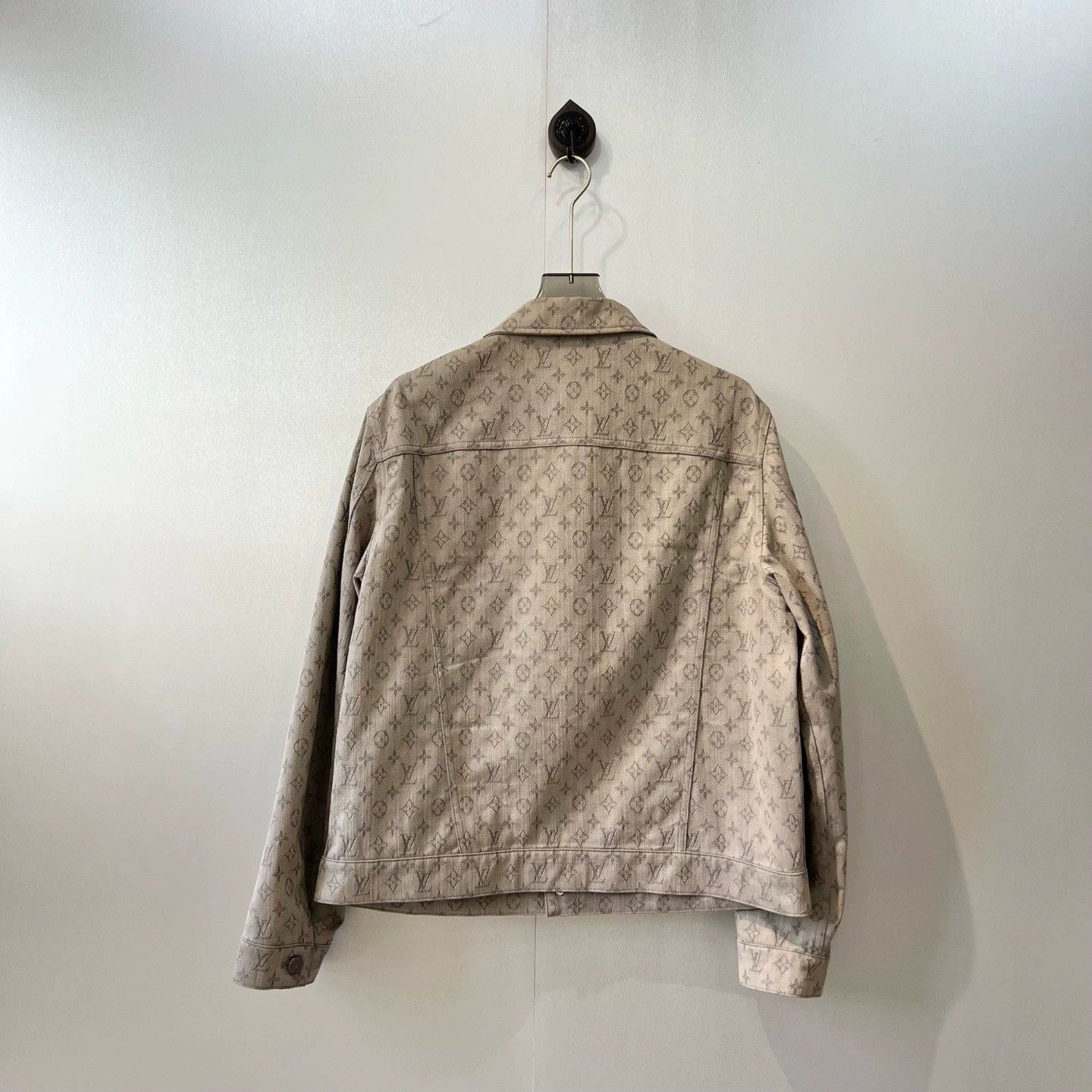 Louis Vuitton 【LV】Louis Vuitton Grey All-over Print Denim Jacket Size XXL / US 16-18 / IT 52-54 - 2 Thumbnail