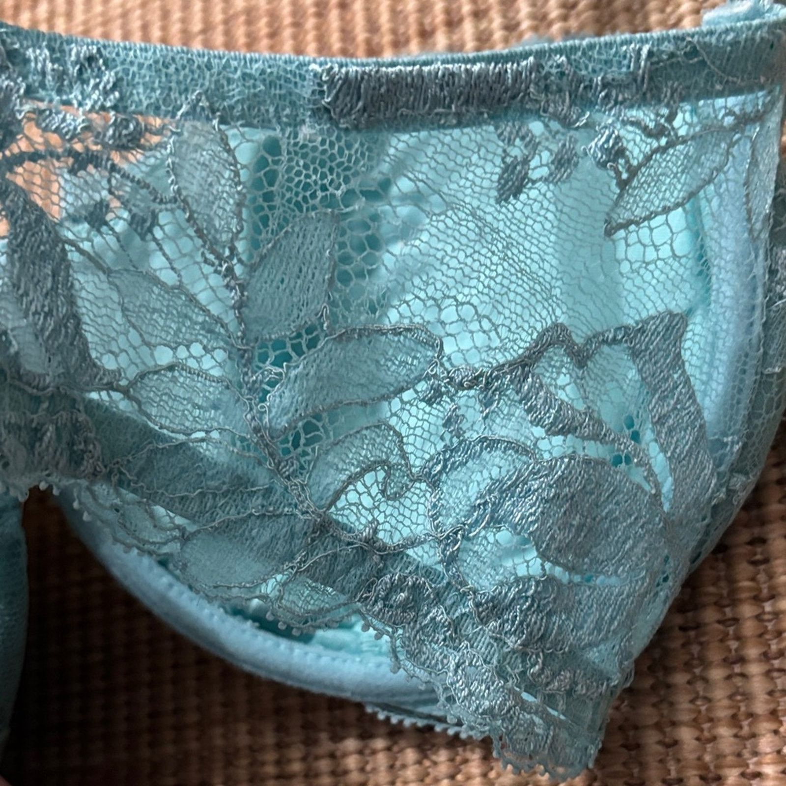 La Perla La Perla Turquoise Lace Bra 38C Size ONE SIZE - 7 Thumbnail