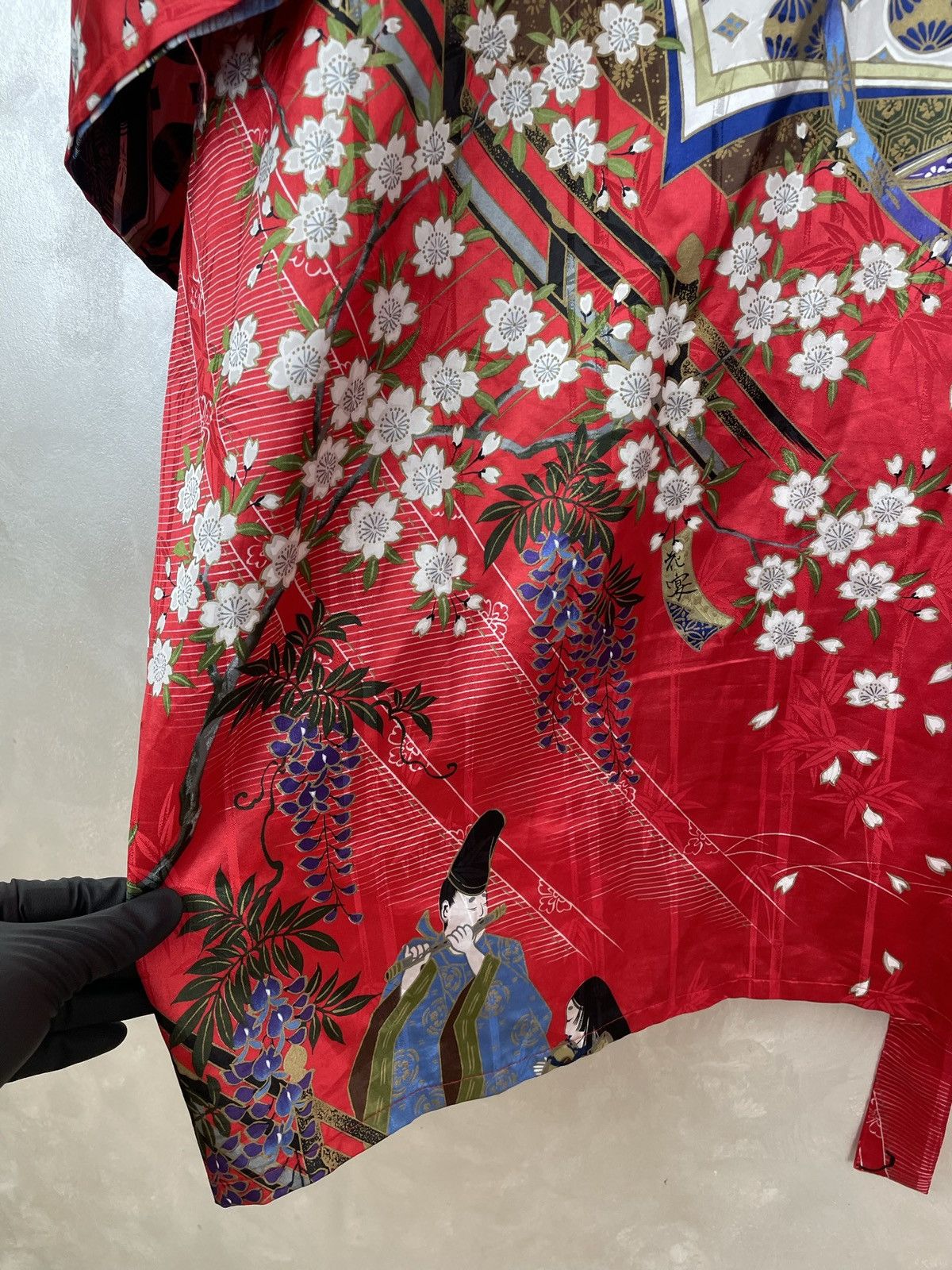 Japanese Brand Rare Red Kimono Robe Made in Japan – Floral & Samurai Design Size M / US 6-8 / IT 42-44 - 16 Thumbnail