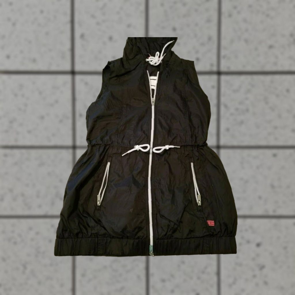 Tommy Hilfiger Womens Tommy Hilfiger Jacket S Small Black Hooded Athletic Shirt? Size S / US 4 / IT 40 - 1 Thumbnail