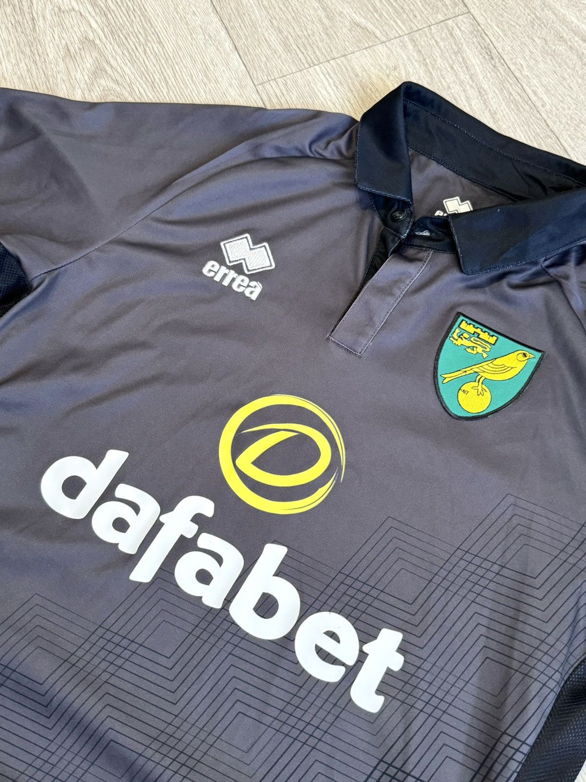 Other 🔷Errea Norwich City 2019/20 Soccer jersey🔷 Size US S / EU 44-46 / 1 - 3 Thumbnail