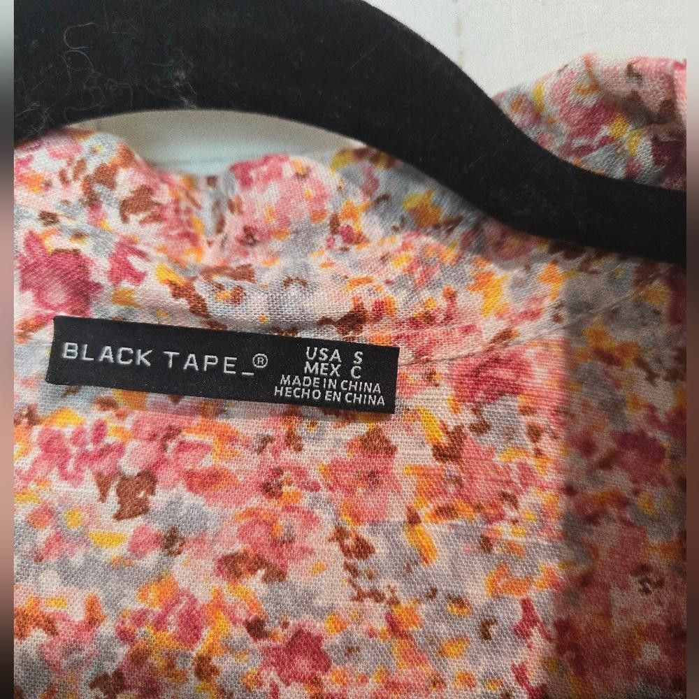 Designer Black Tape Floral Button Down Size S / US 4 / IT 40 - 4 Thumbnail