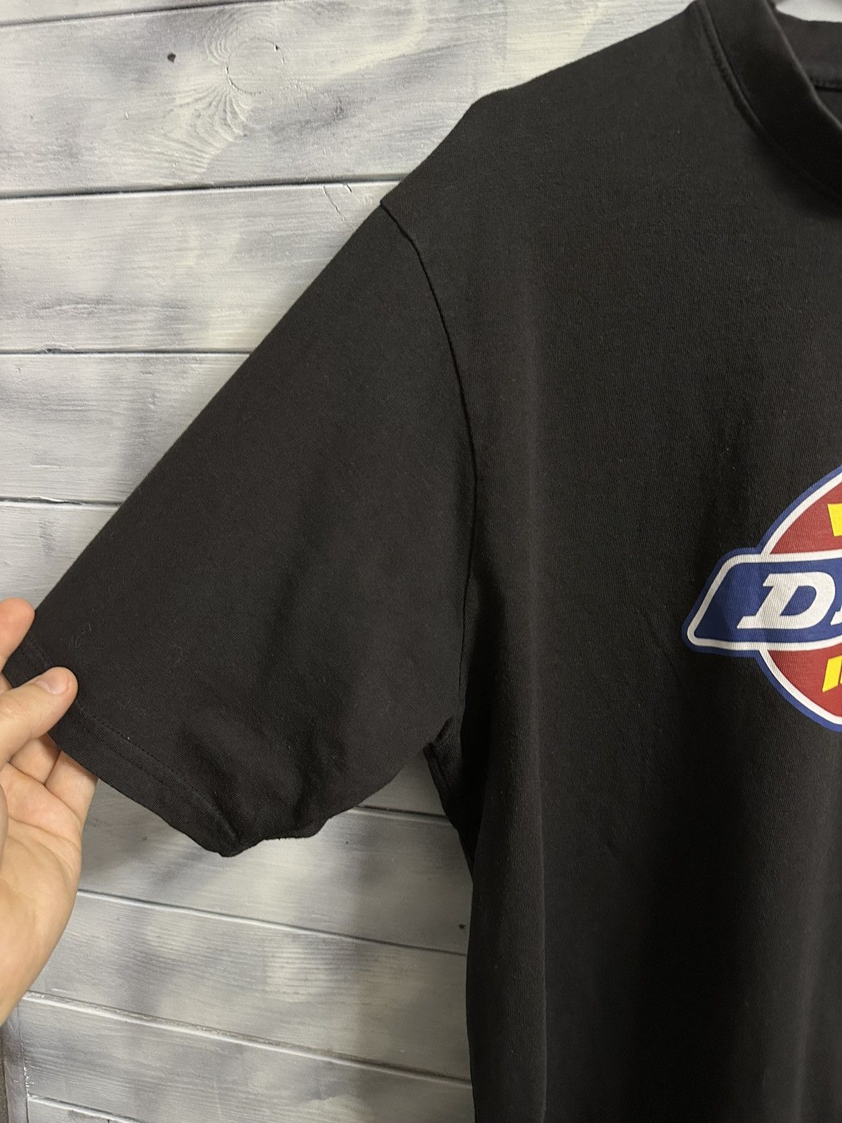 Dickies Rare T-Shirt Dickies Big Logo XL Size. Size US XL / EU 56 / 4 - 10 Thumbnail