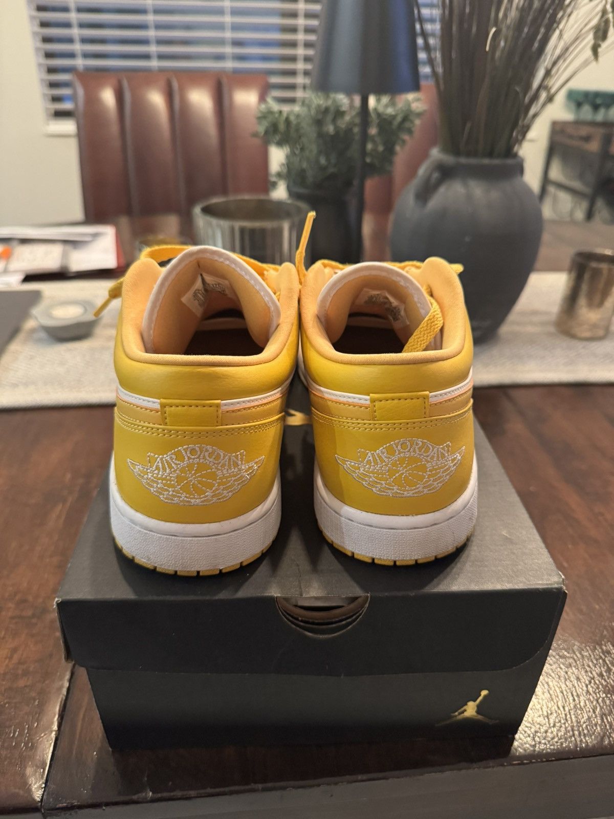 Nike Air Jordan 1 Low Size US 10.5 / EU 43-44 - 3 Thumbnail