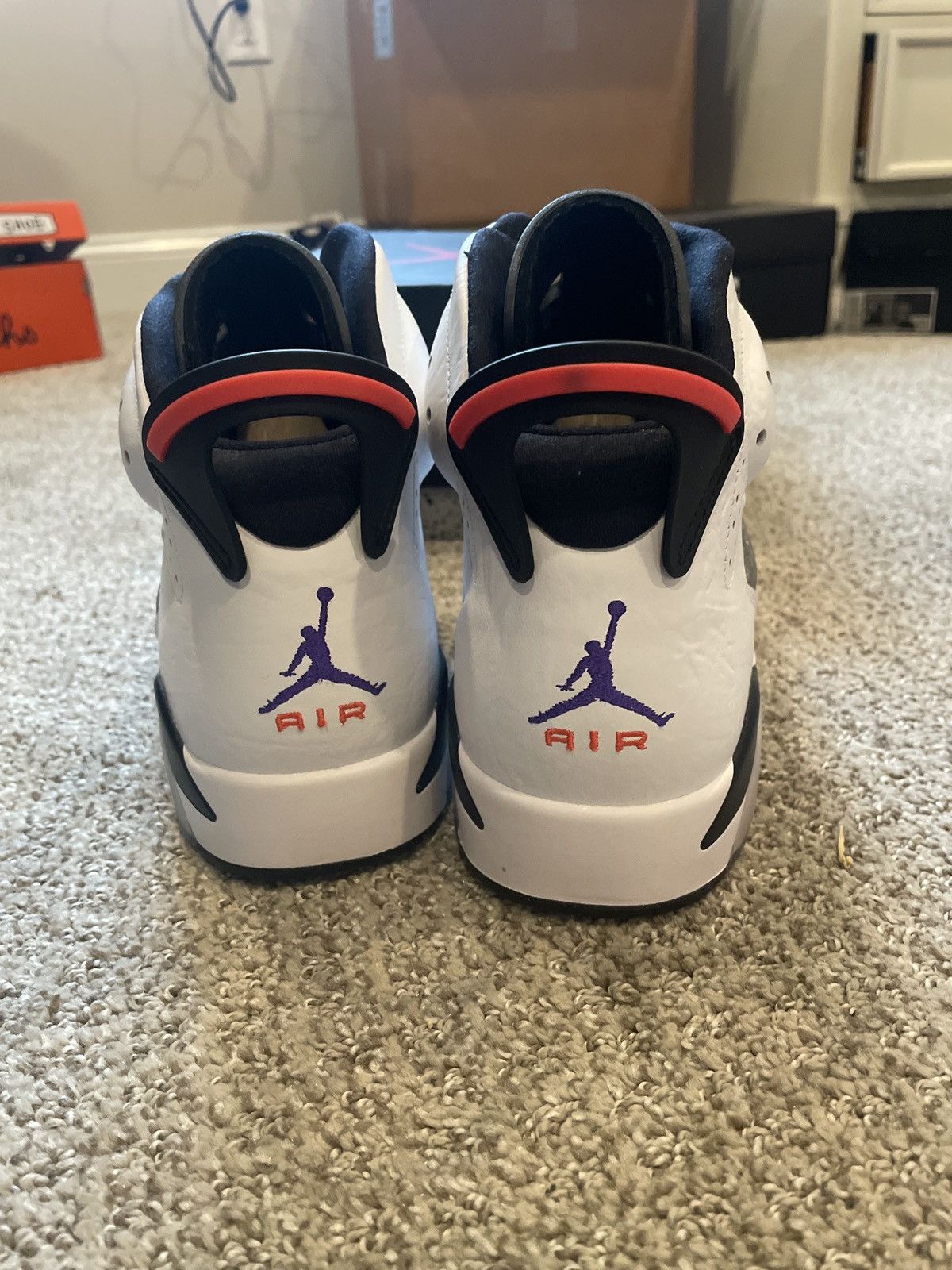 Jordan Brand × Nike Jordan 6 nostalgia flight Size US 7.5 / EU 40-41 - 4 Thumbnail
