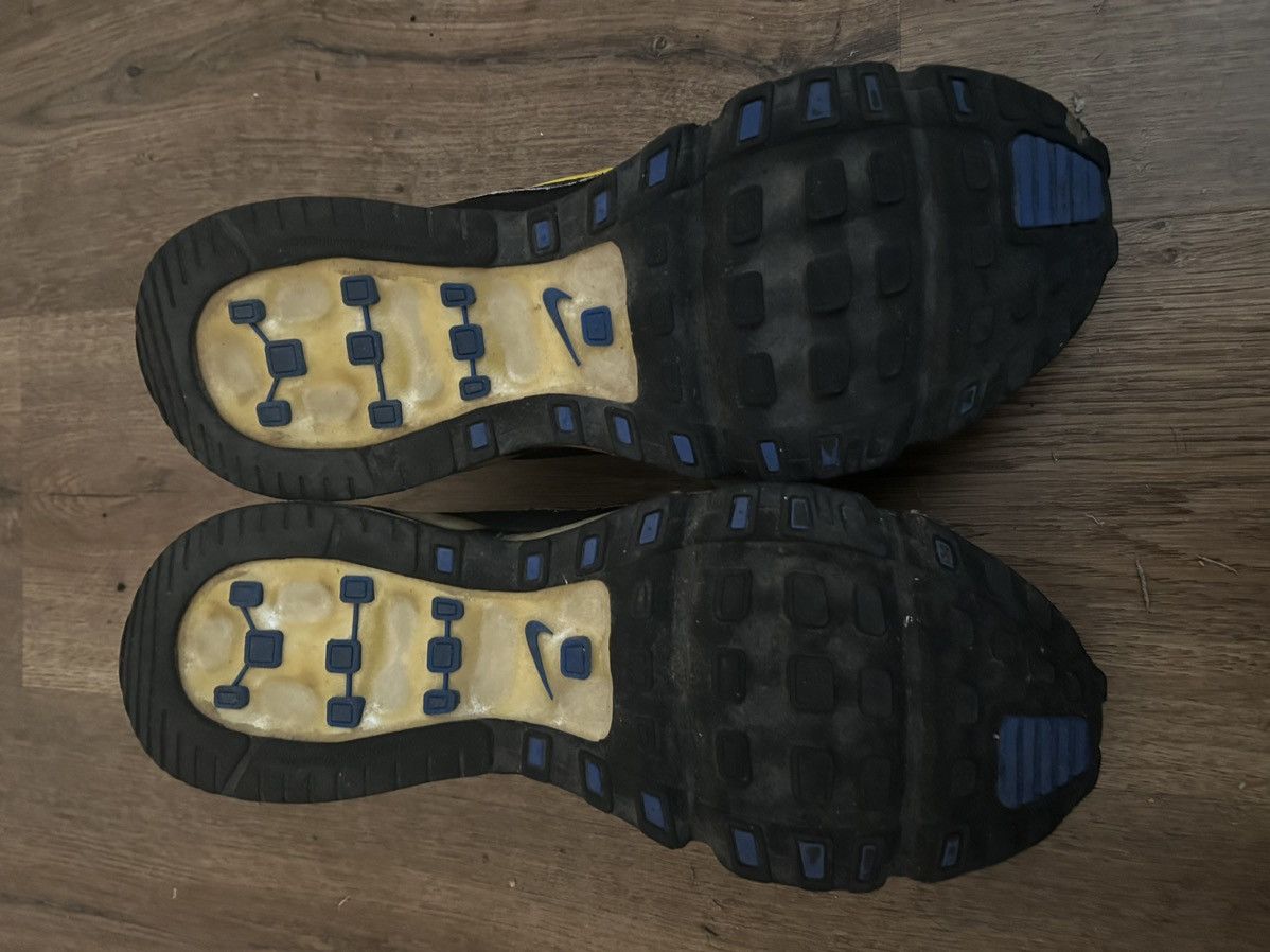 Nike Blue Air maxes Size US 9.5 / EU 42-43 - 7 Thumbnail