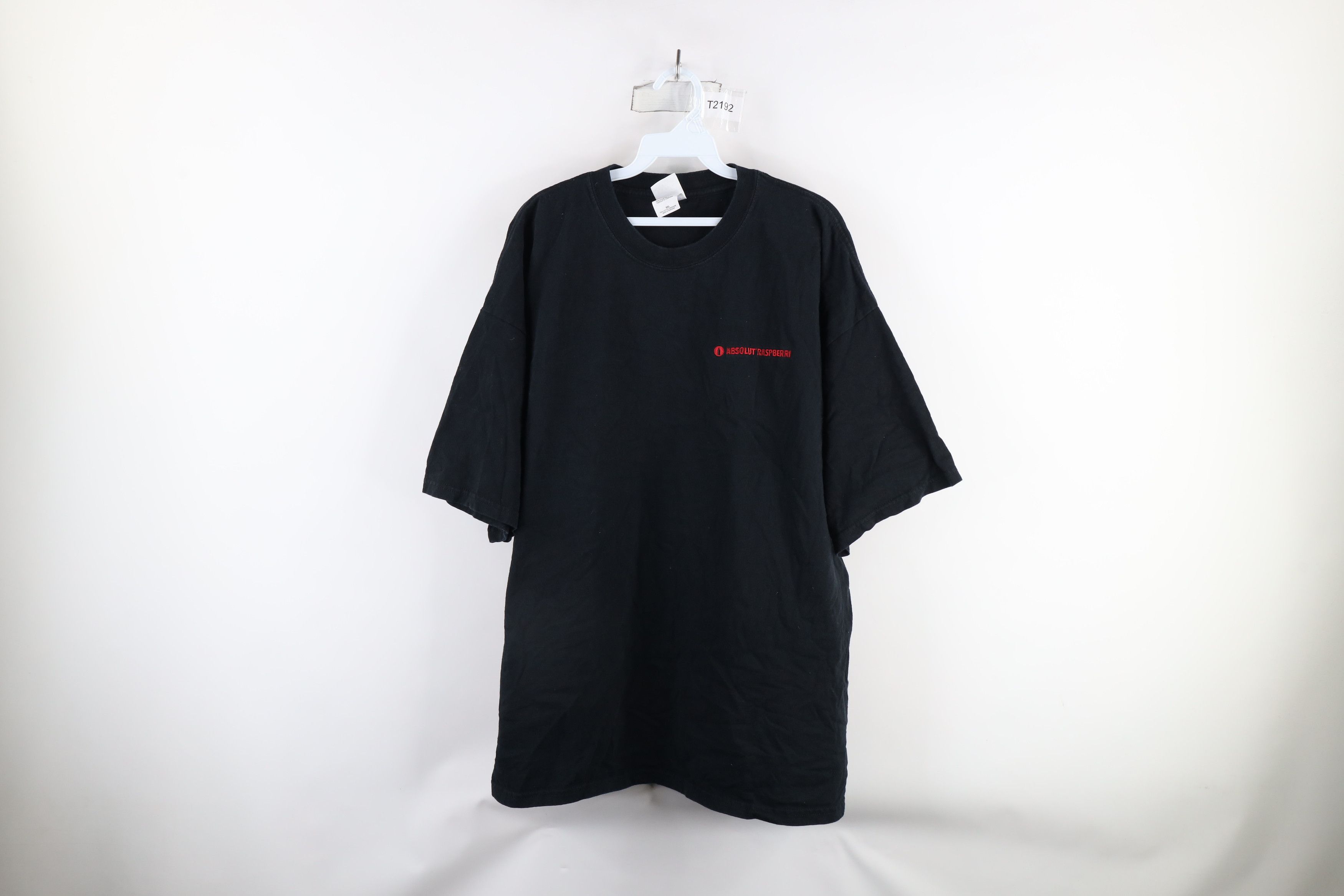 Vintage Vintage 90s Streetwear Out Absolut Raspberri Vodka T-Shirt Size US XXL / EU 58 / 5 - 1 Thumbnail