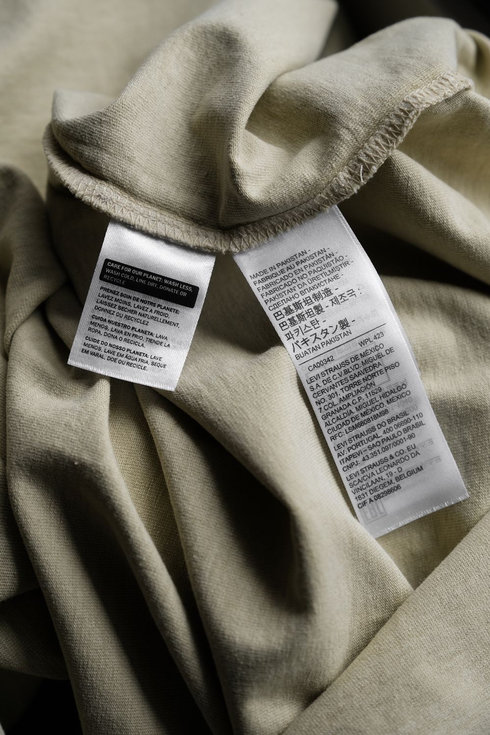 Levi's Levi’s x WISDOM “Project RE.” Red Tab Vintage Tee Size US XL / EU 56 / 4 - 14 Thumbnail