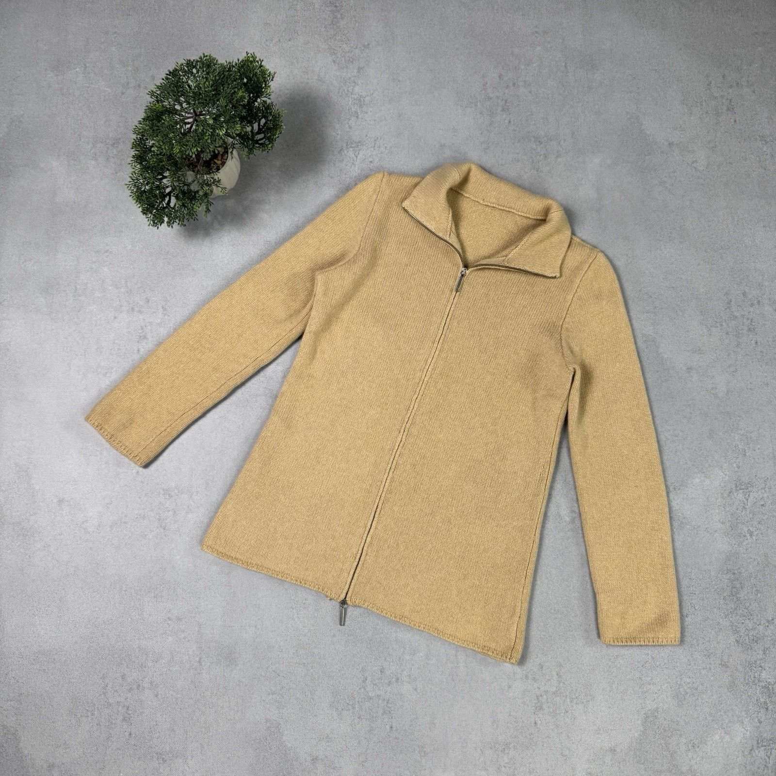 Vintage Lorena Antoniazzi Women Chashmere Zip Sweater Beige Size 44 Size M / US 6-8 / IT 42-44 - 1 Thumbnail